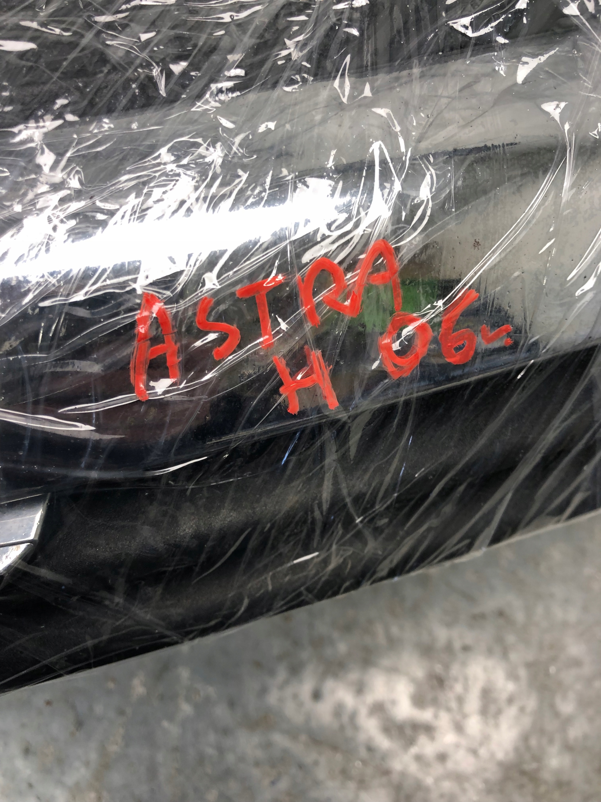 Grill Grill OPEL ASTRA H 13241967