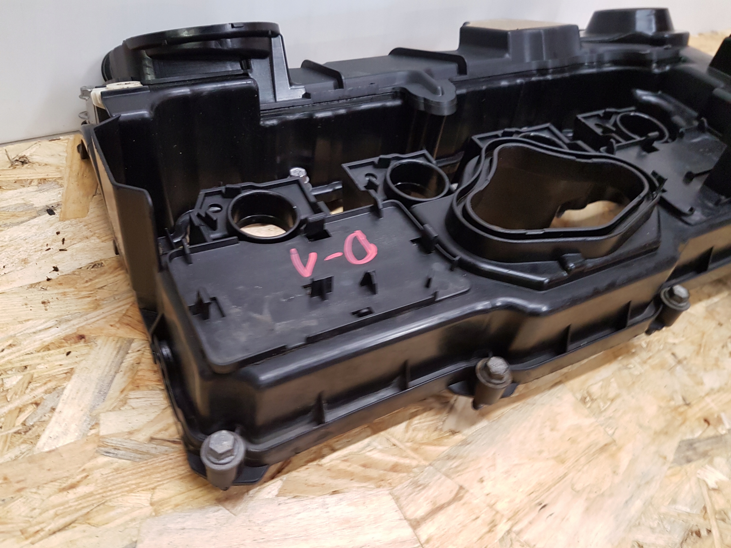 COPERCHIO PUNTERIE BMW E60 E87 E90 N43 7553626