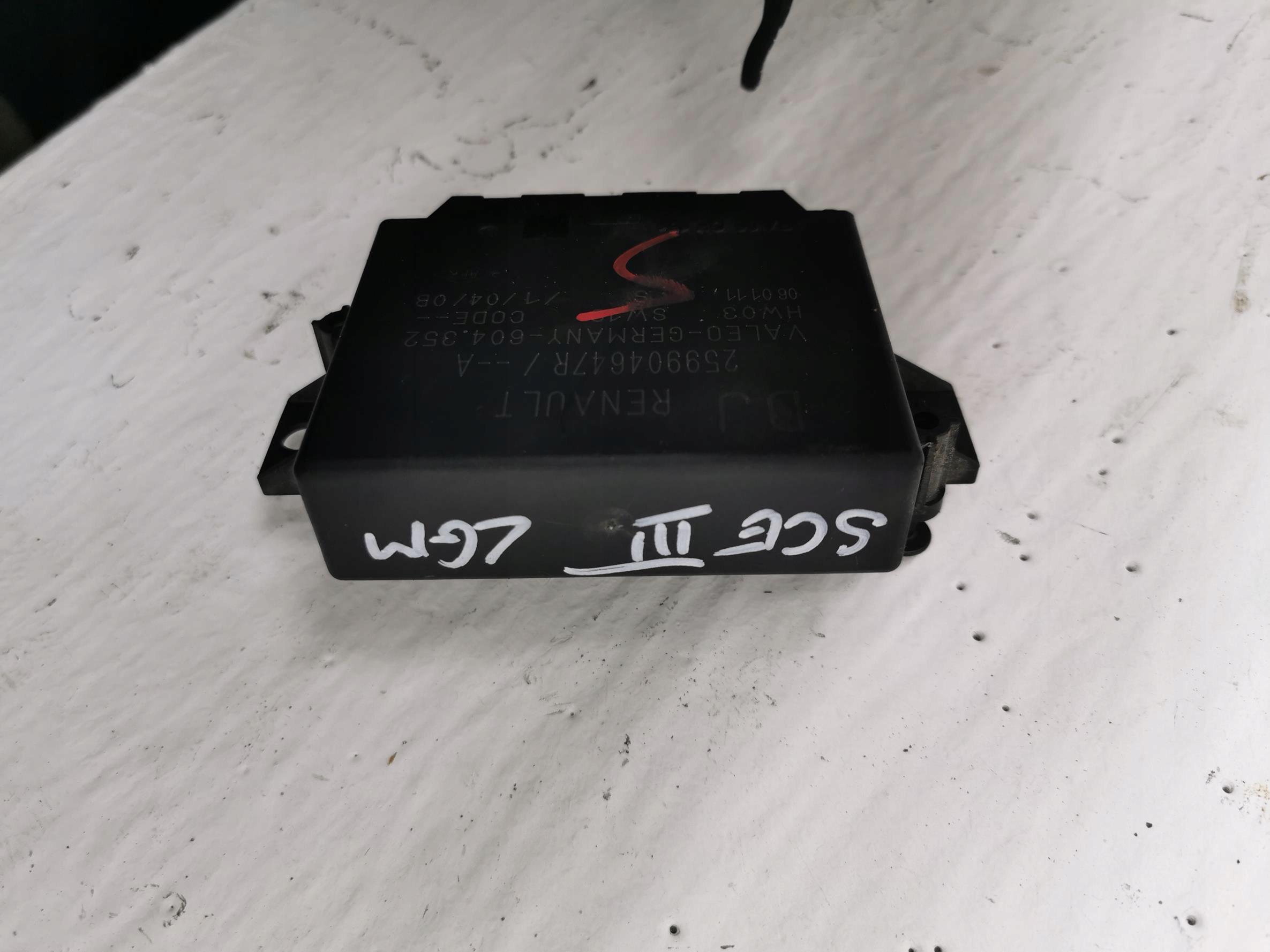 control unit PDC RENAULT SCENIC III 259904647R 08-16