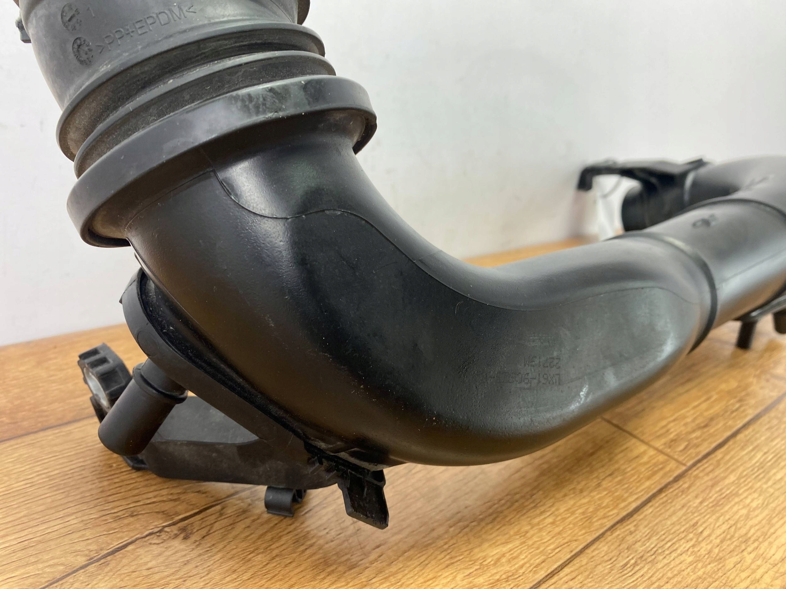hadice intercoolera Ford Escape IV Kuga MK3 2020+