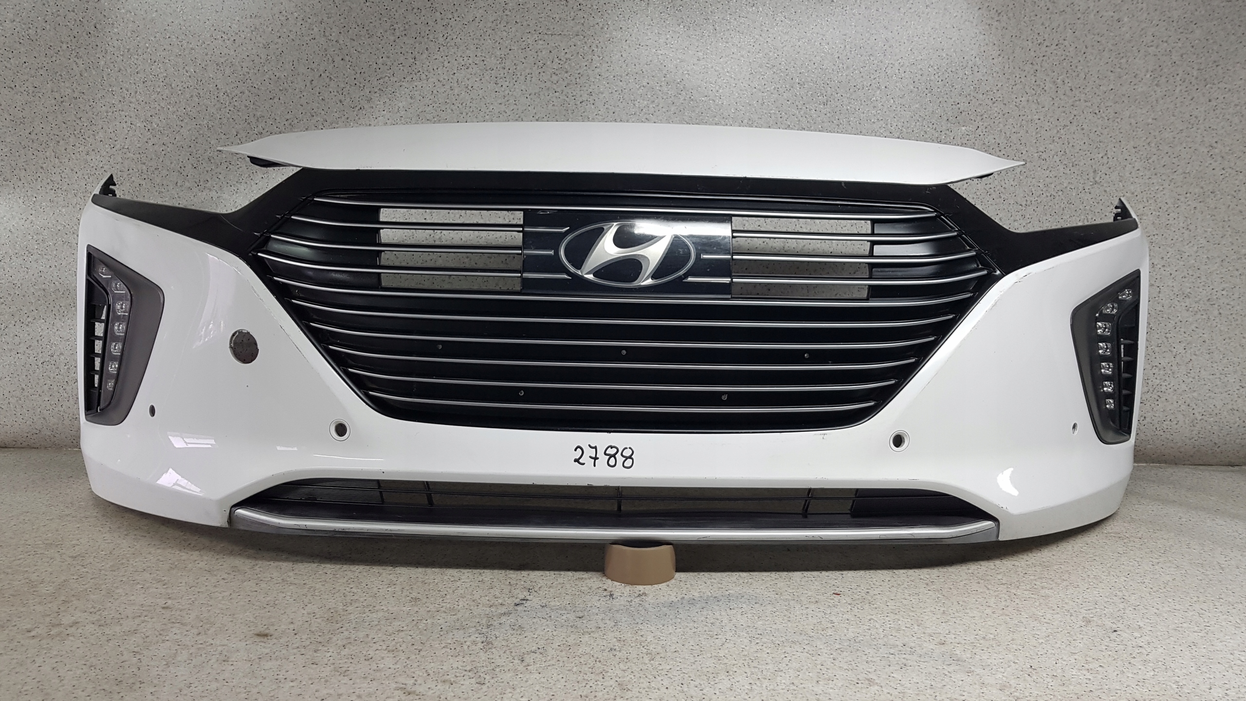 HYUNDAI IONIQ 2016 - ZDERZAK PRZÓD 2788