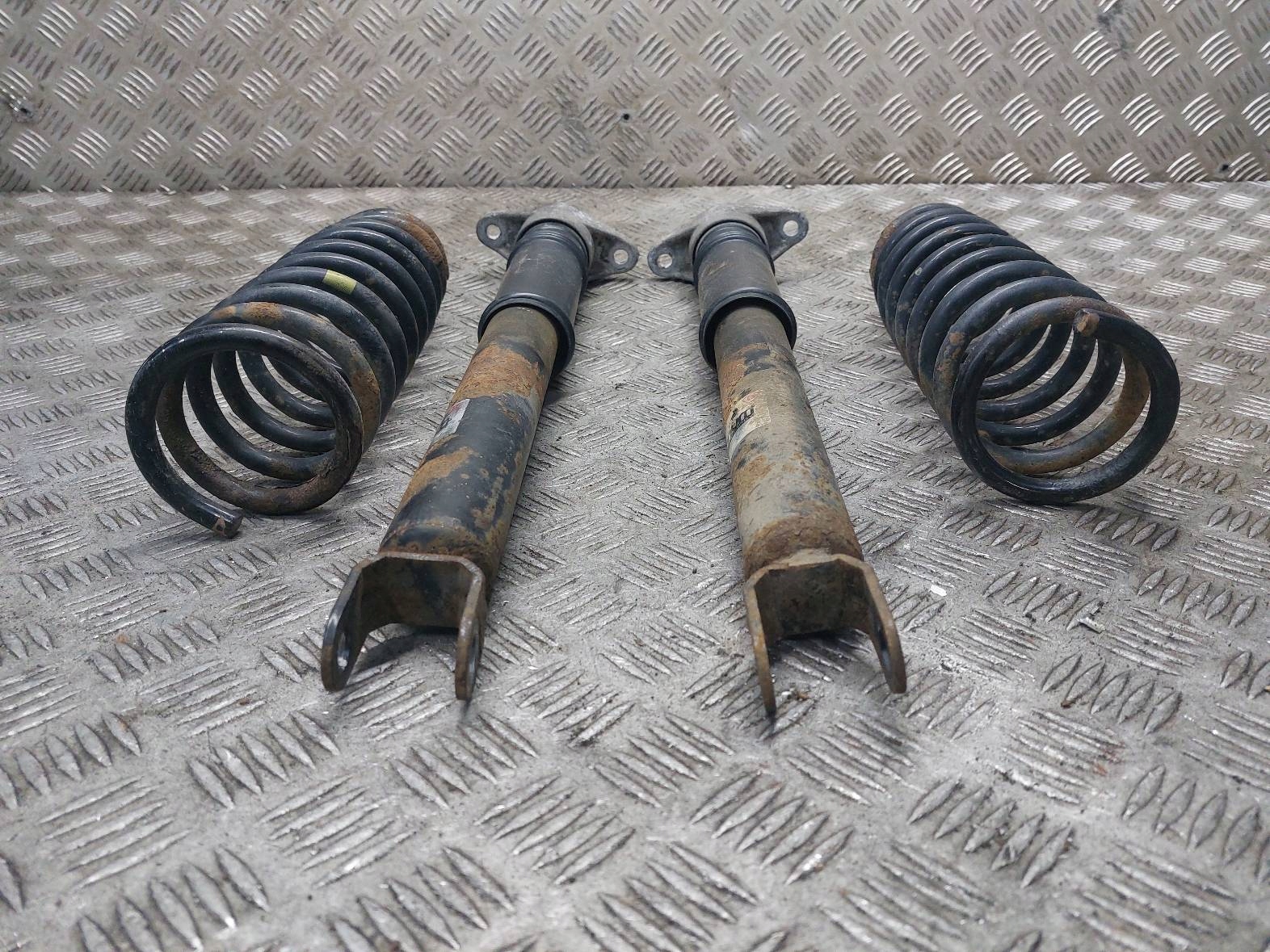 shock absorber + spring left rear part + right rear part HYUNDAI I30 and