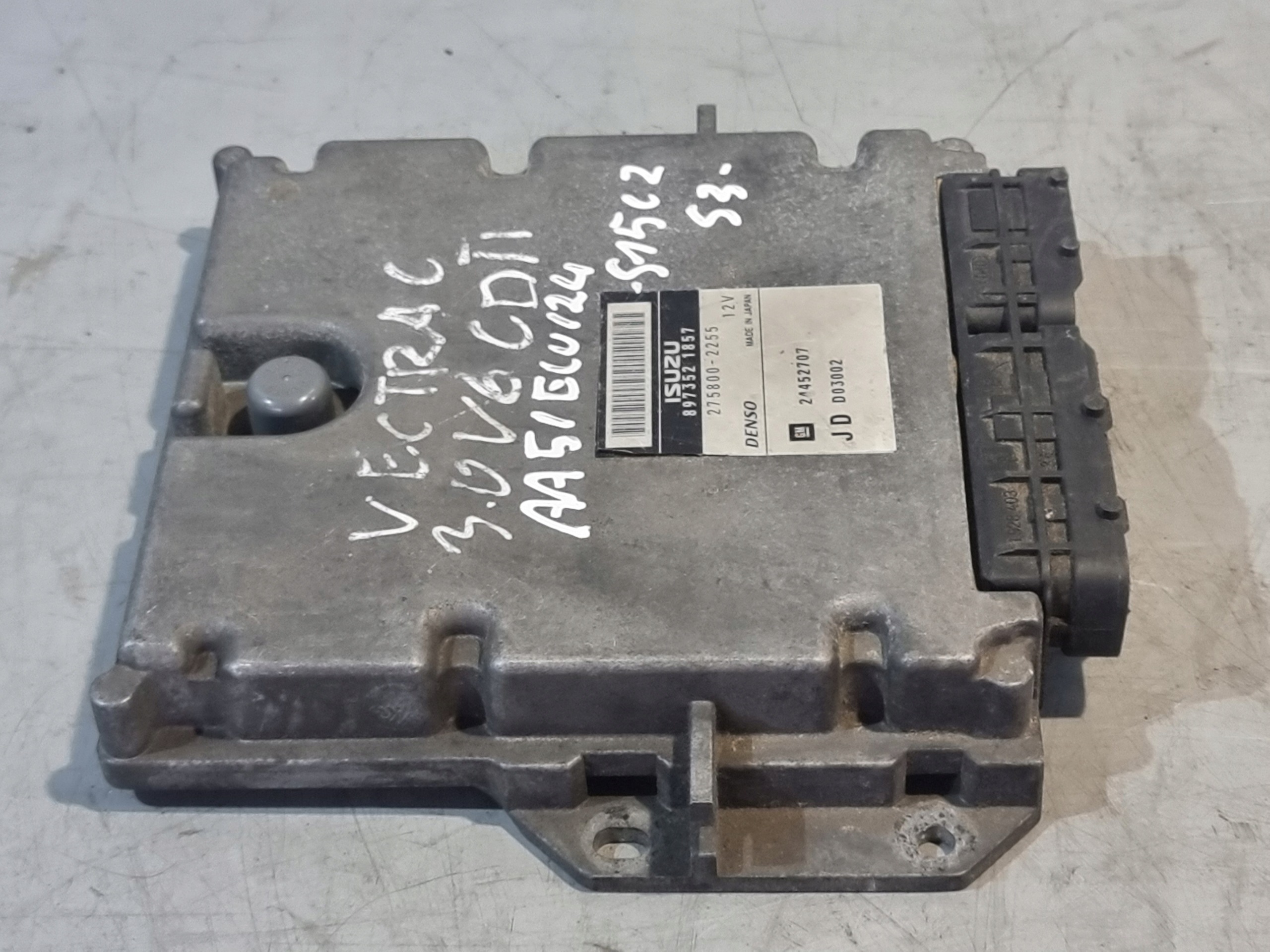 control unit computer of the engine OE 24452707 OPEL VECTRA C 3.0 CDTI