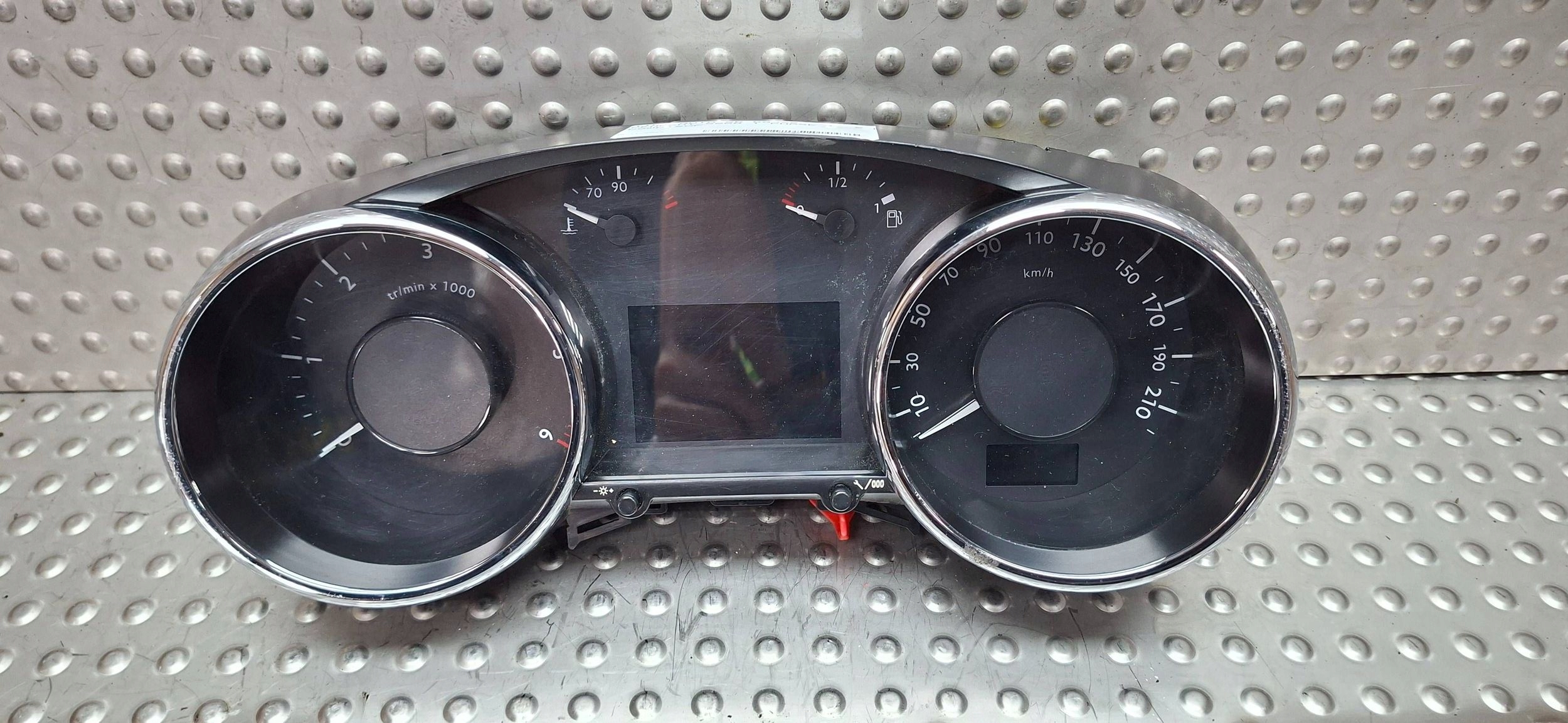 dials 9676614680 PEUGEOT 5008 1.6 HDI 2009