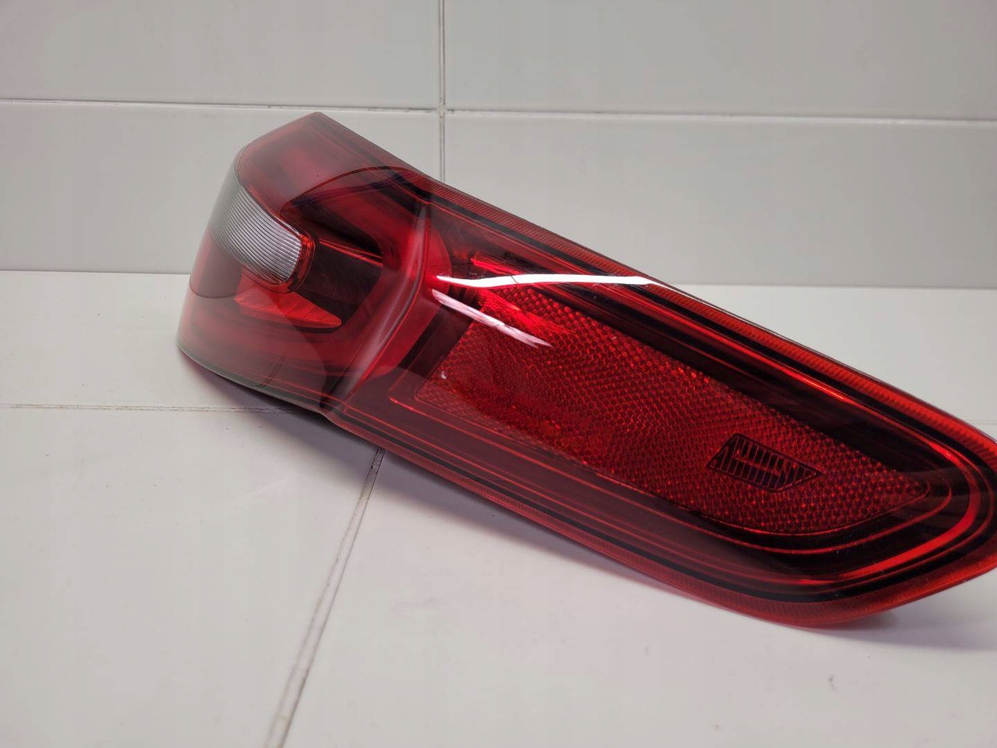 light rear right side Alfa Romeo Stelvio 2017 20790999