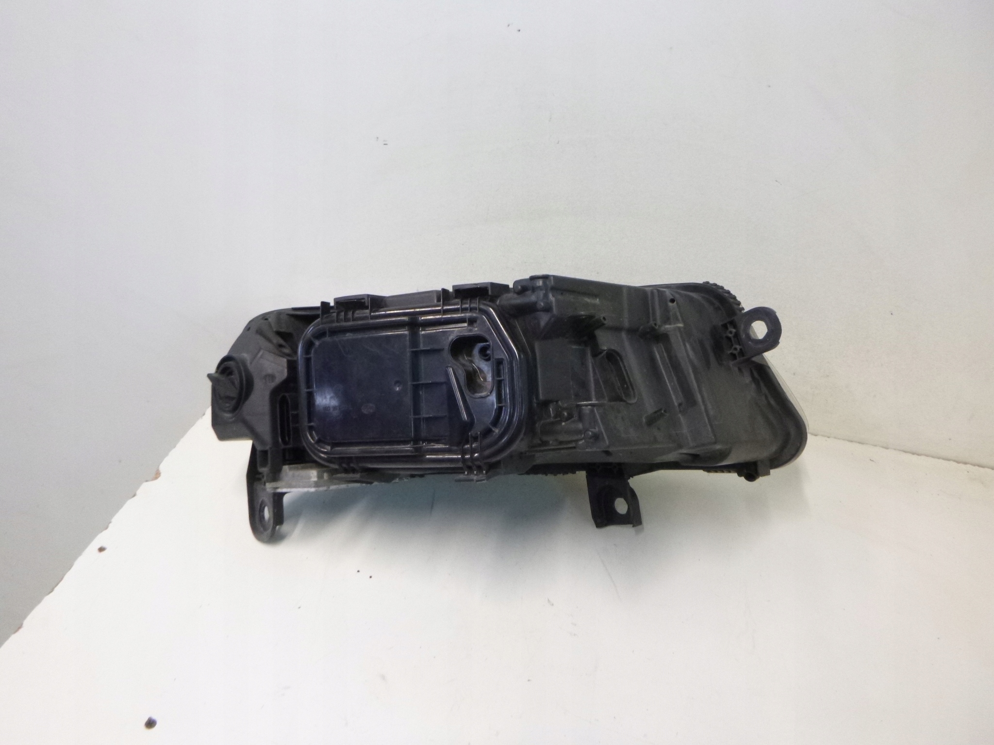 light front Audi A6 C6 06r. XENON complete