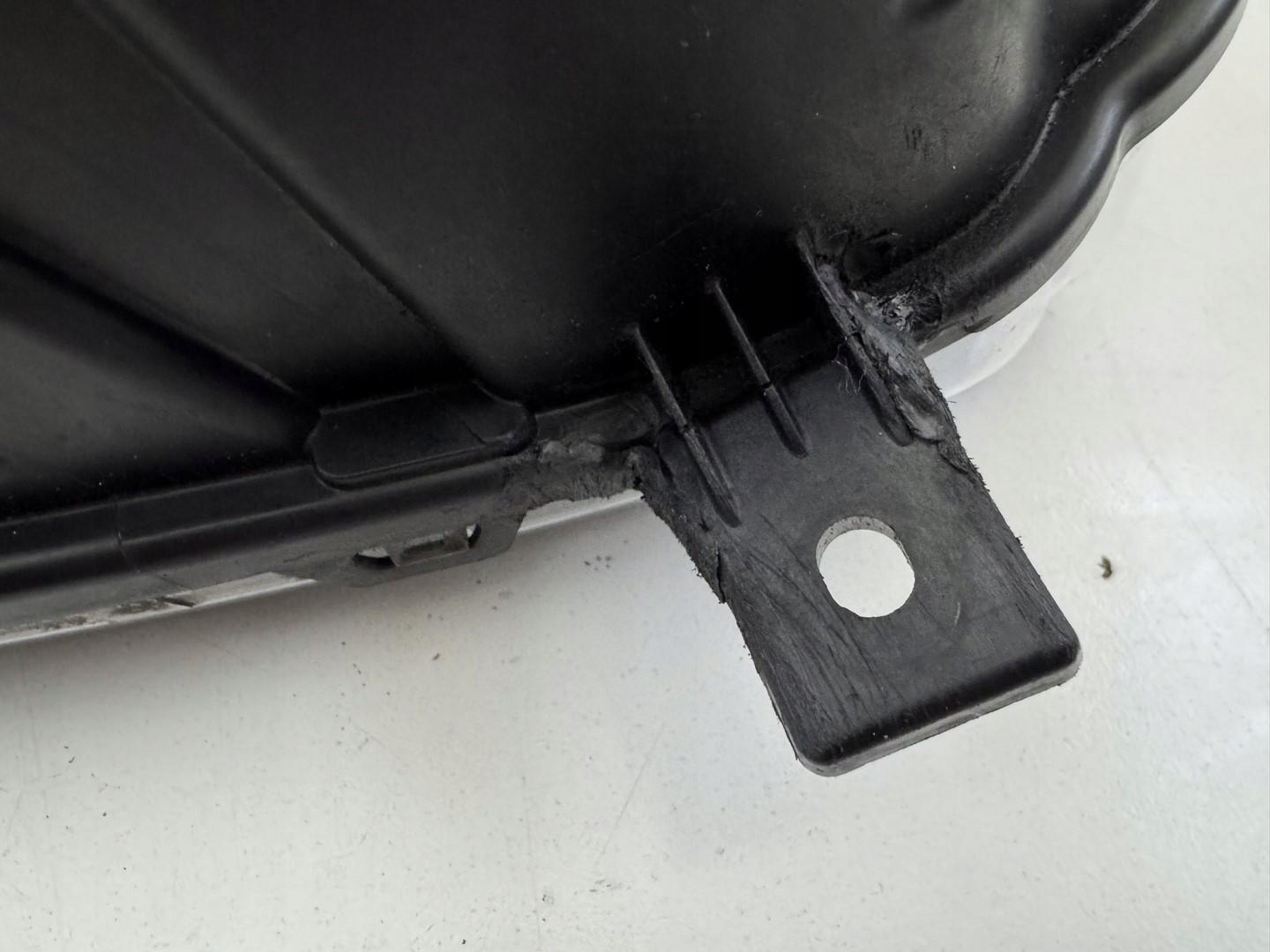 vw левый ГАЛОГЕН led 2GM941661A