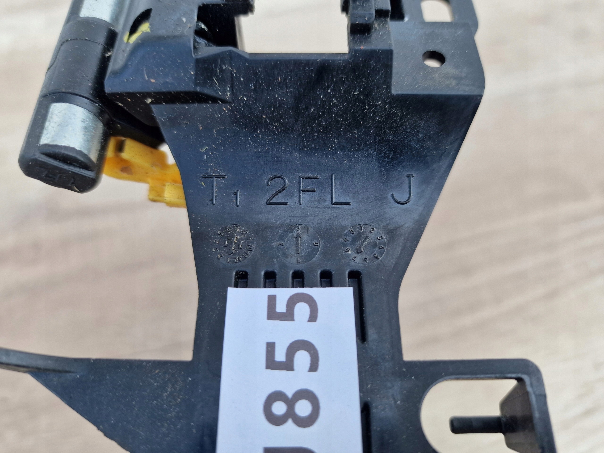 TOYOTA YARIS III holder handles left front support
