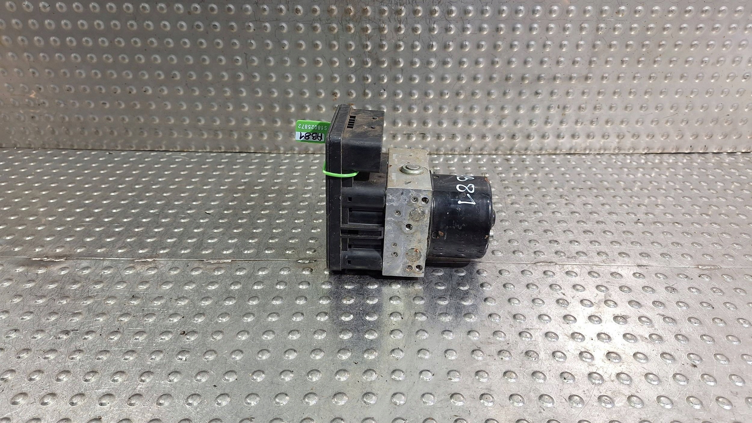 pumpa kompjuter računalo ABS 6787837 6791521 BMW E81 E87 E90 E91 E92 E93