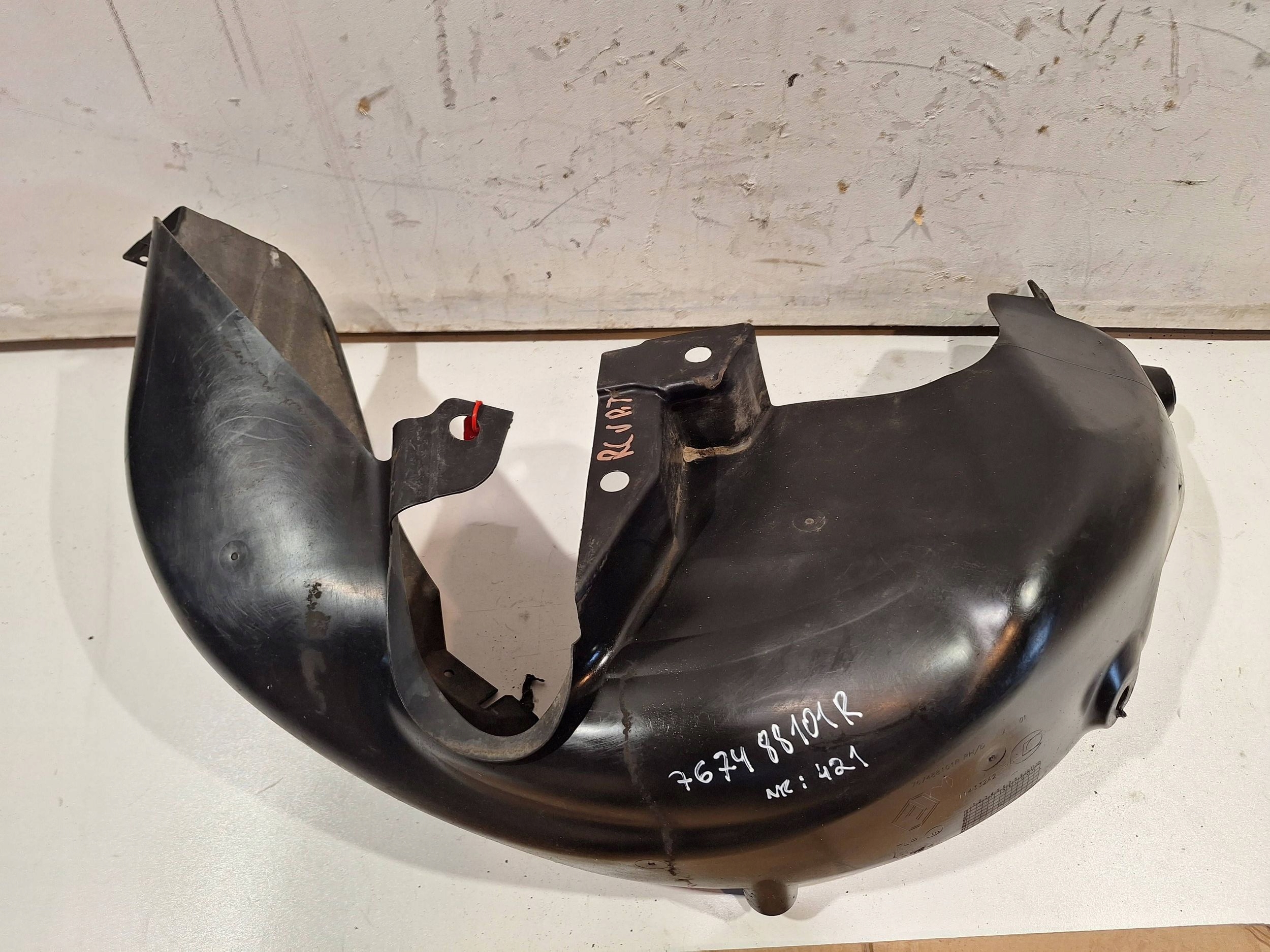 mudguard rear part right 93867907 RENAULT TRAFIC III VIVARO B 14