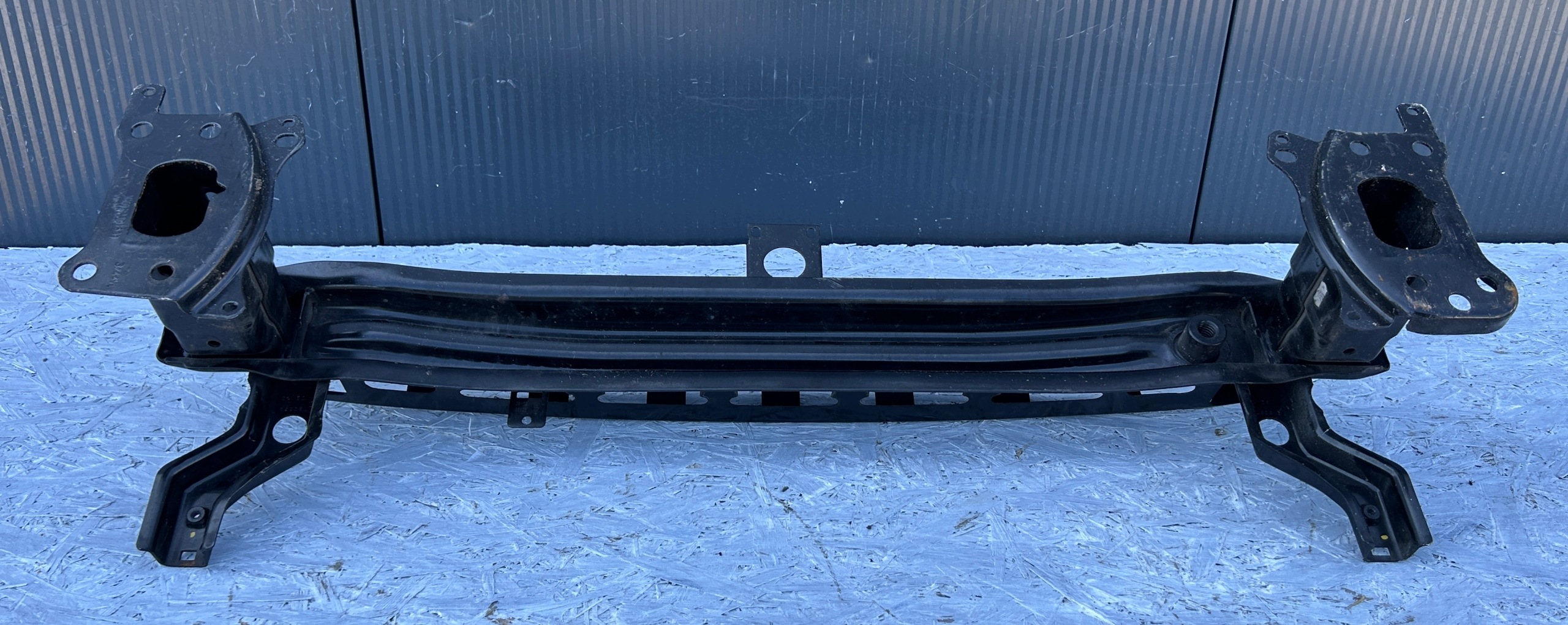 sider pillar of a bumper front VW GOLF plus LIFT 09- 5M0807109E