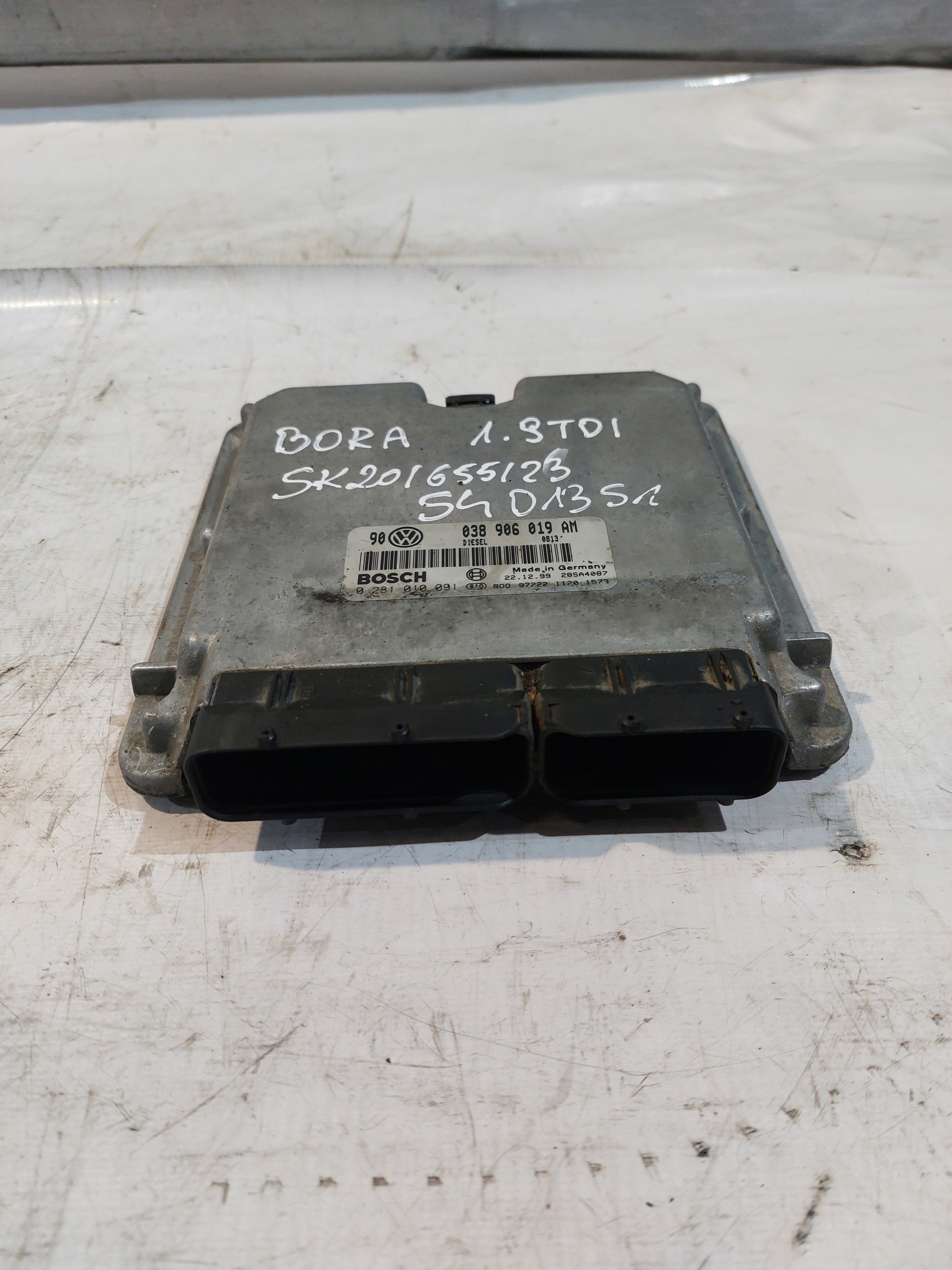 control unit of the engine VW BORA 1.9TDI 85KW