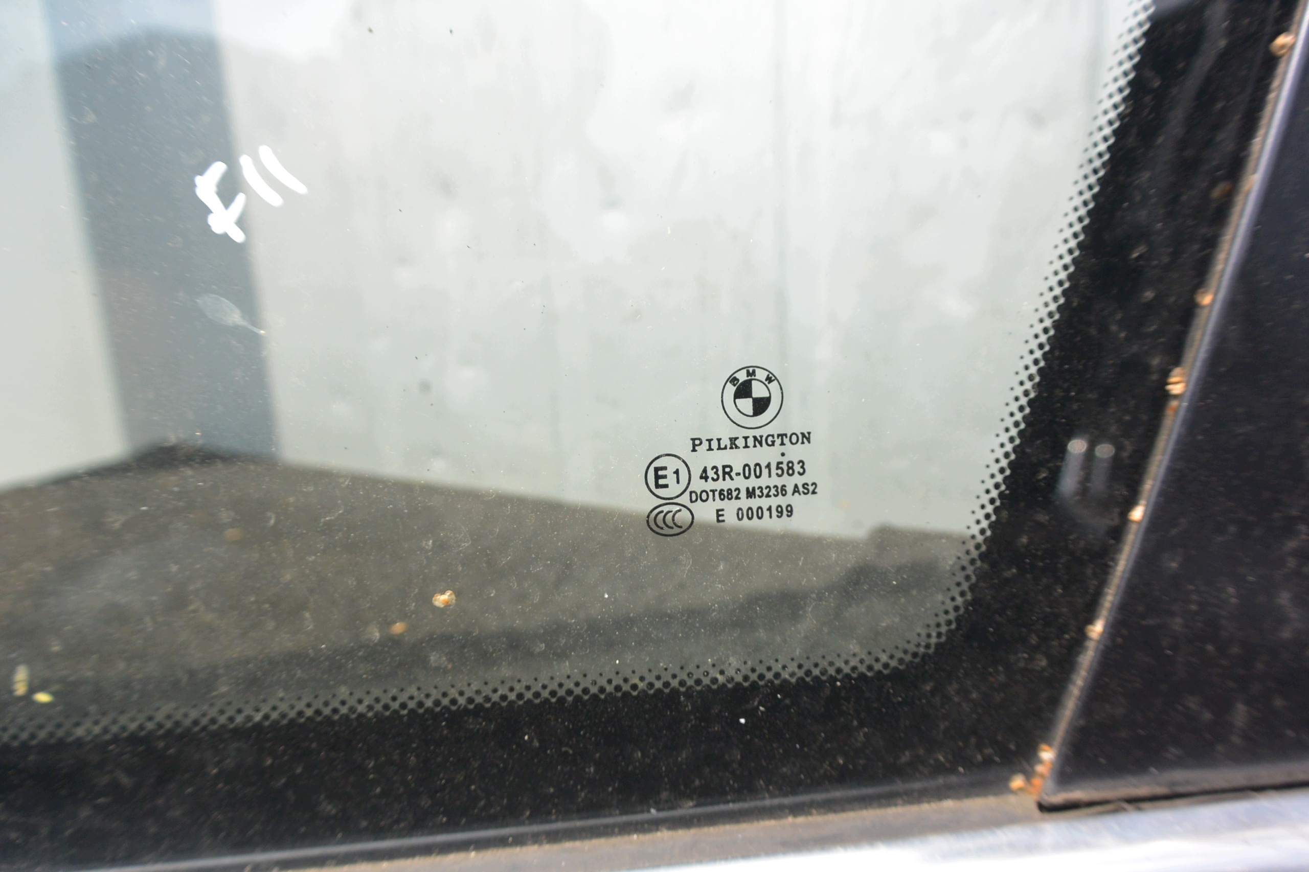 window bodywork moulding CHROM left right BMW 5-SERIA F11