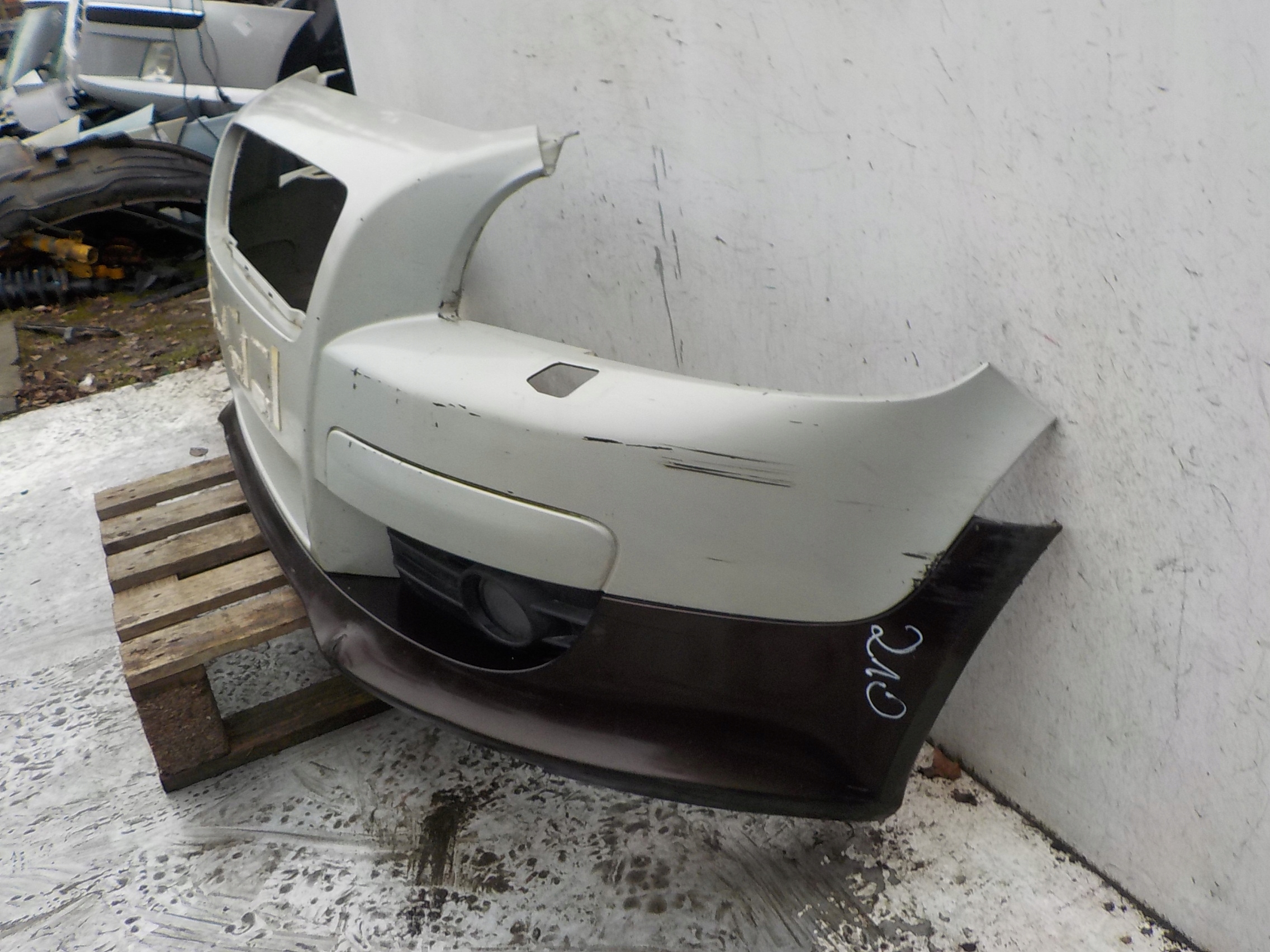 210 VOLVO C30 R-design bumper front front