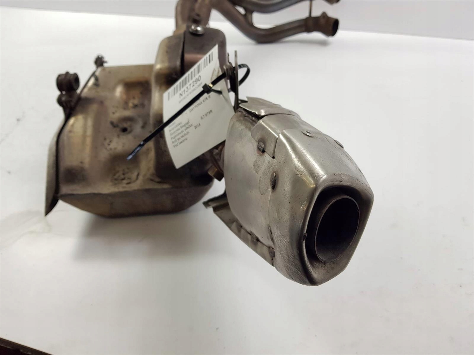 WYDECH KOŃCOWY TRIUMPH DAYTONA 675 R