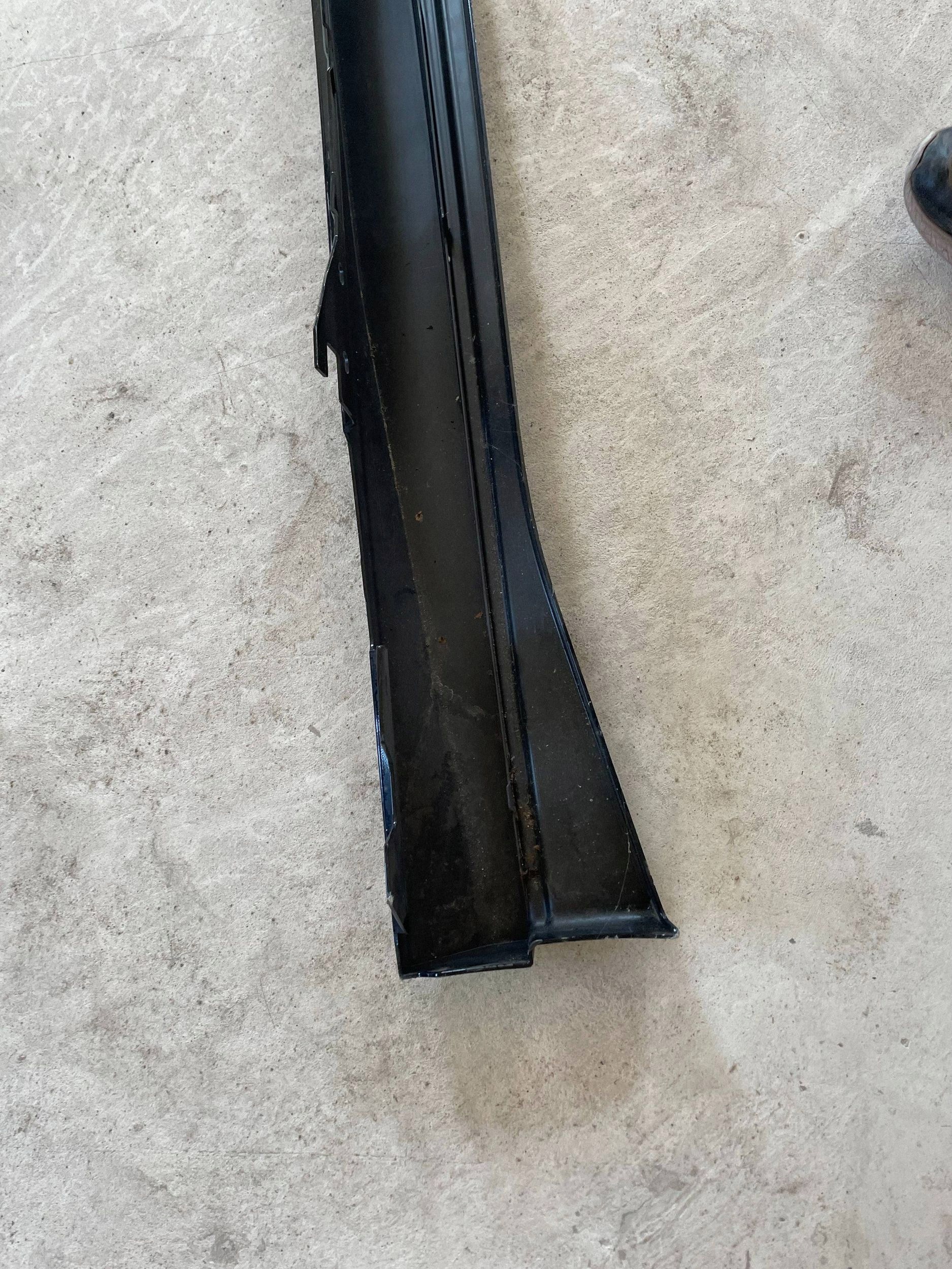 cap threshold right side BMW IX 8737832