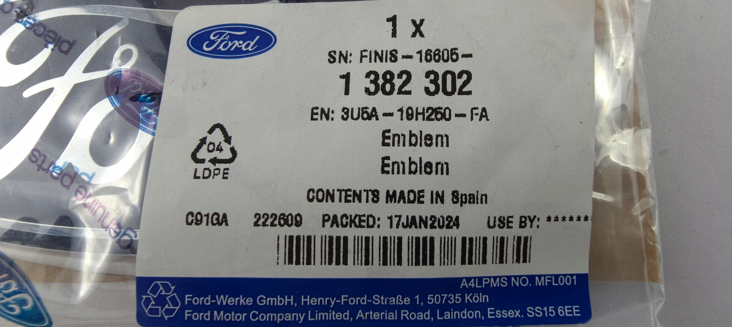 ZNACZEK EMBLEMAT FORD TYŁ GALAXY 06- TRANSIT 06- _ 1382302 _ 3U5A-19H250-FA Szerokość produktu 5.7 cm