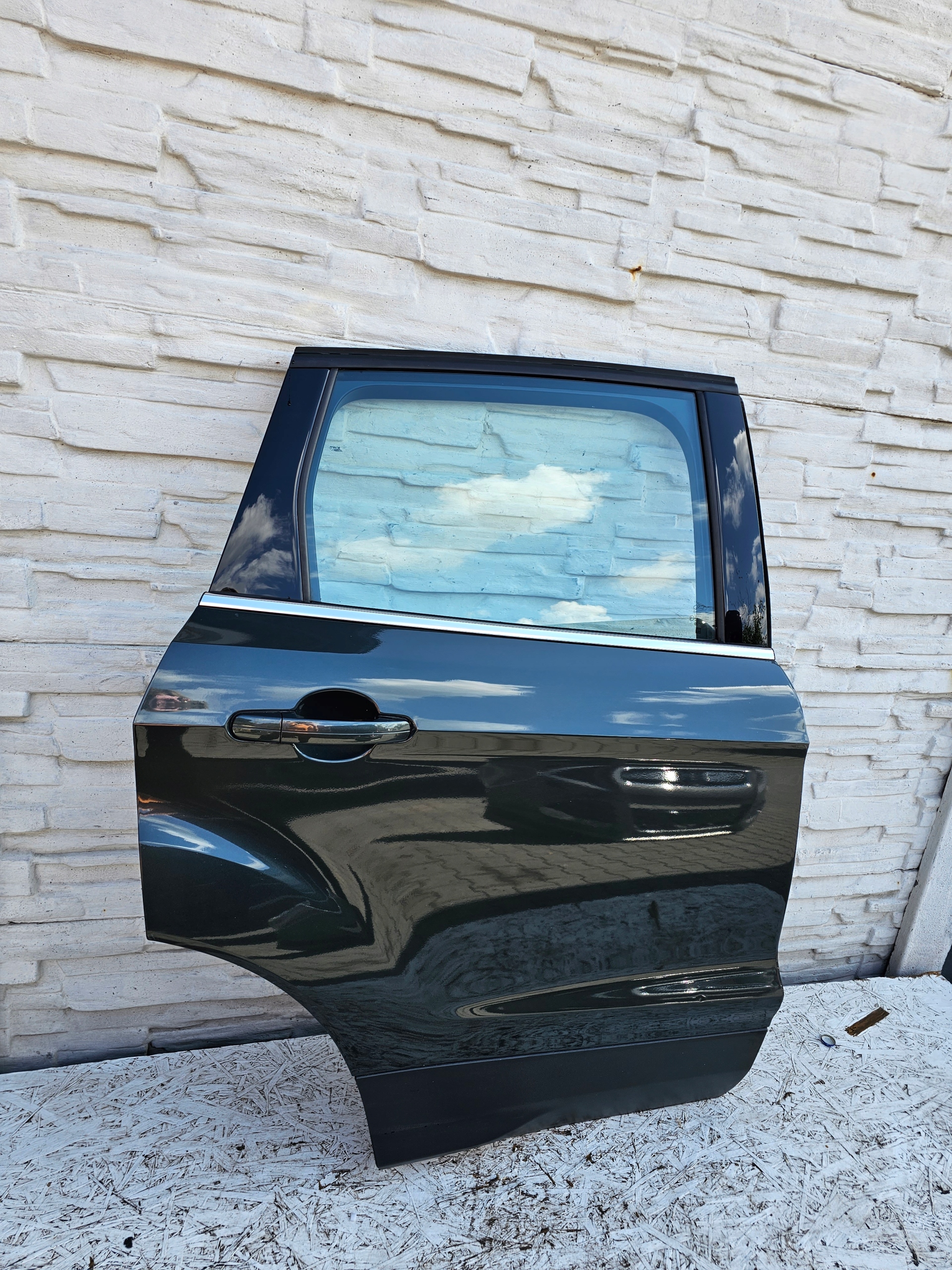 KUGA MK2 DRZWI PRAWE TYLNE ZIELONE 1D