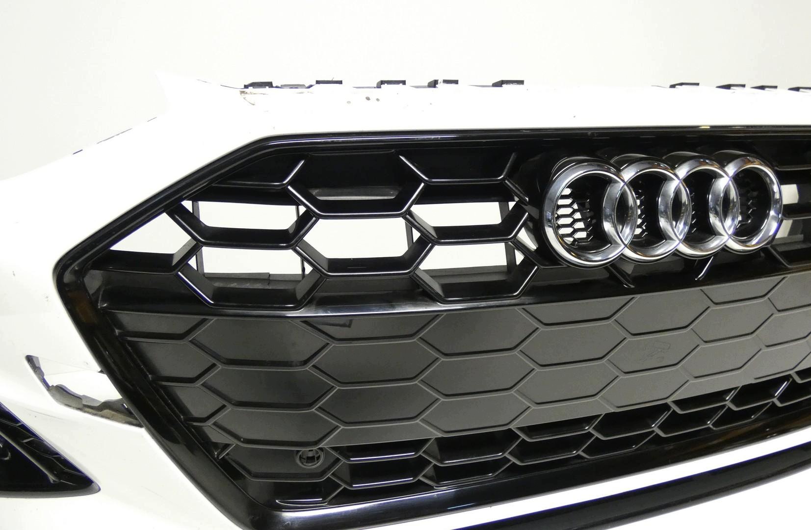 AUDI A4 B9 LIFT S-LINE below 4 PDC 8W0807437AQ 2019- bumper front front