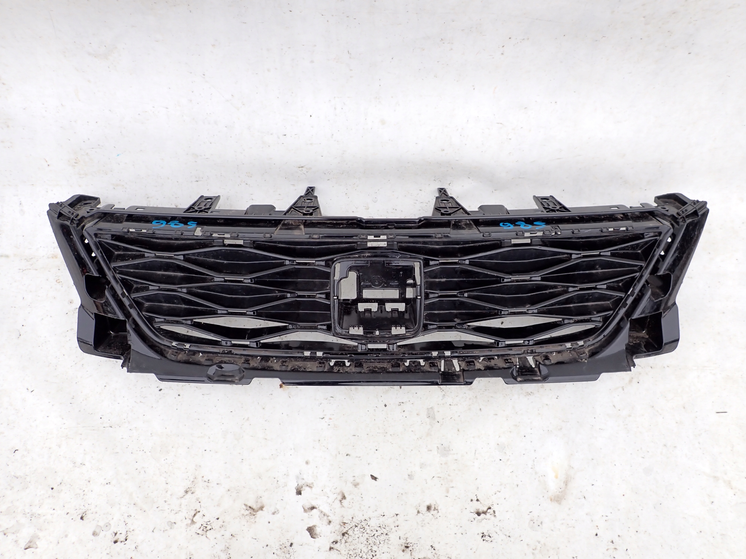 SEAT ATECA 16- grill grille radiator