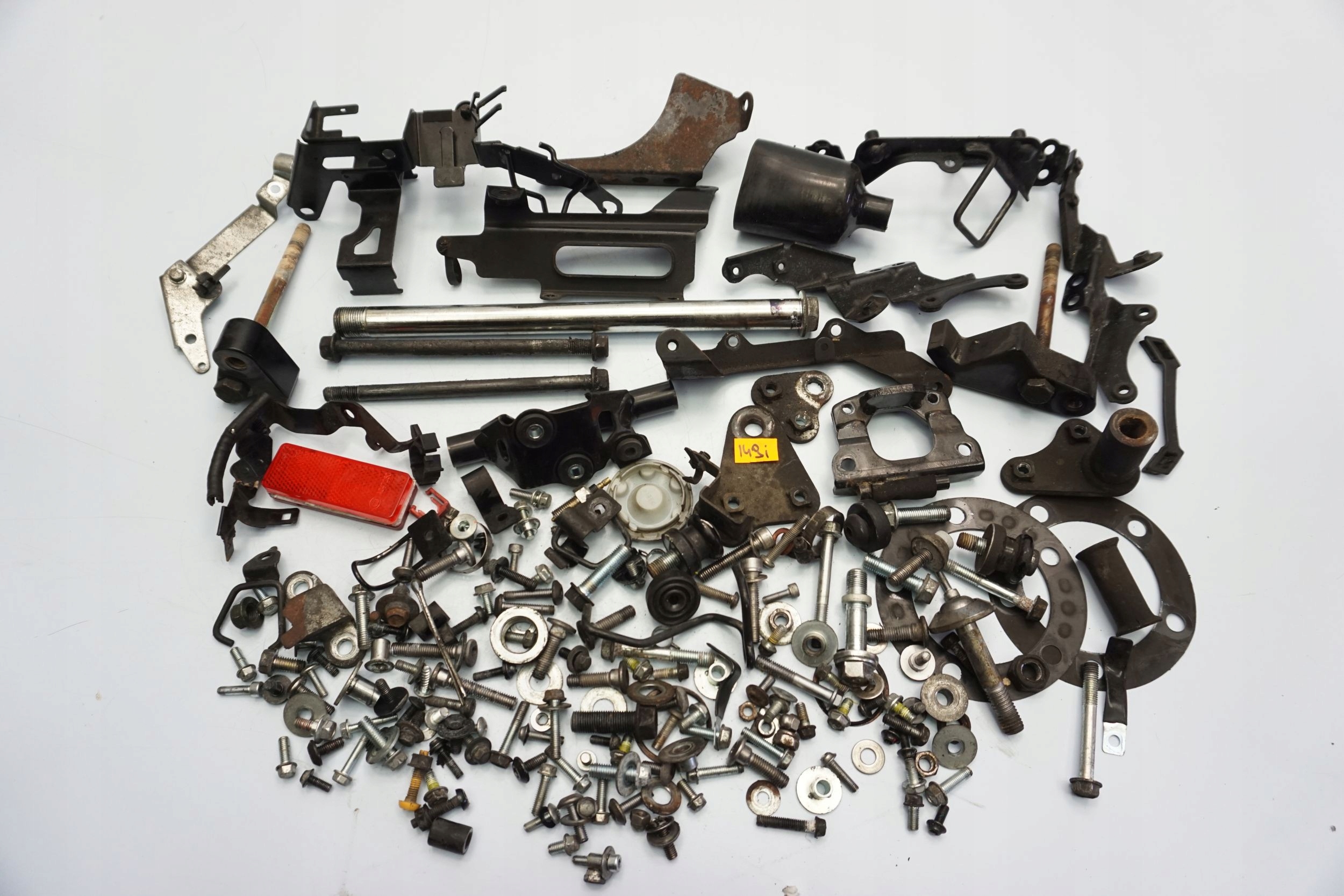 1881273549572864 - КАВАСАКИ 650 ER-6N 12-17 БОЛТ ВИНТ