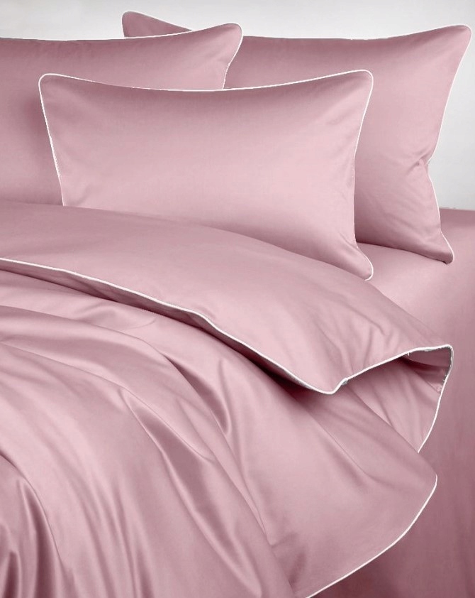 Posteľná Bielizeň saténová Maro Home flamingo ružová s bielym lemom 140x200