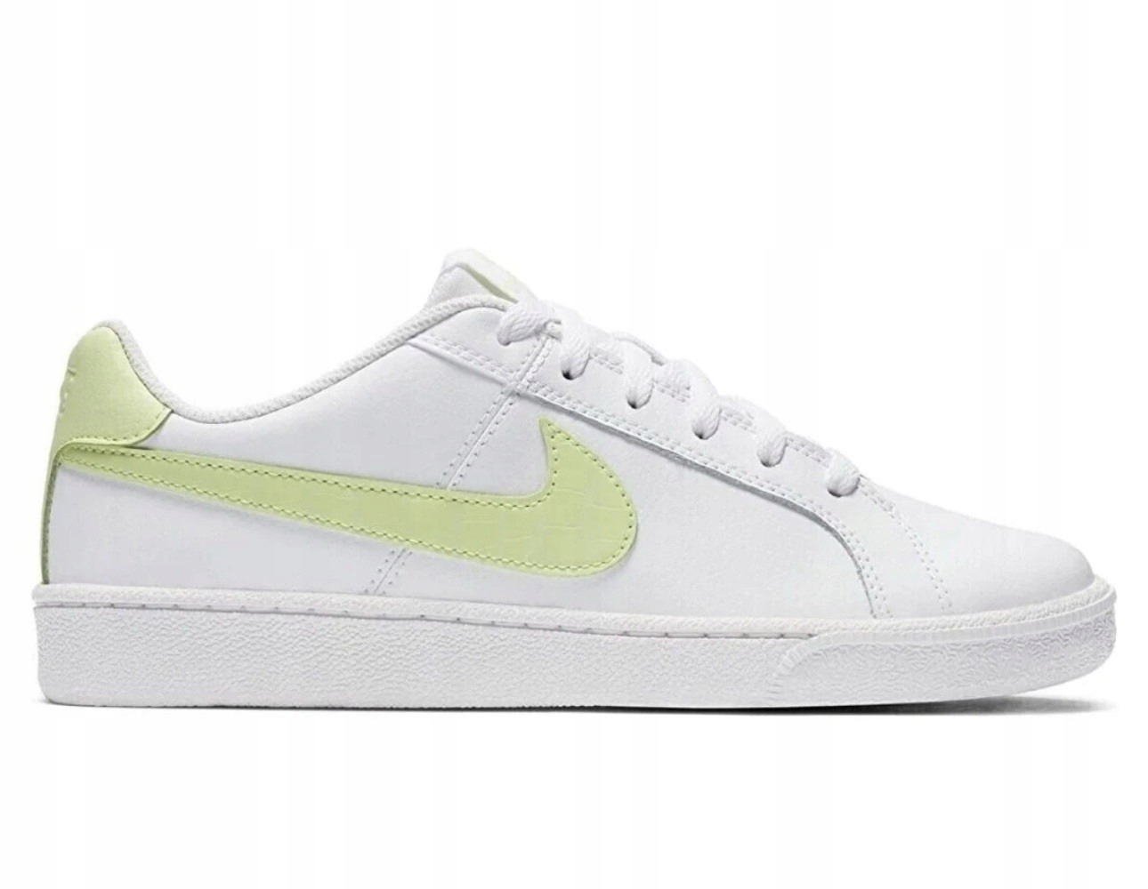 Dámské pohodlné sportovní boty Nike Court Royale 749867-121 vel. 36.5