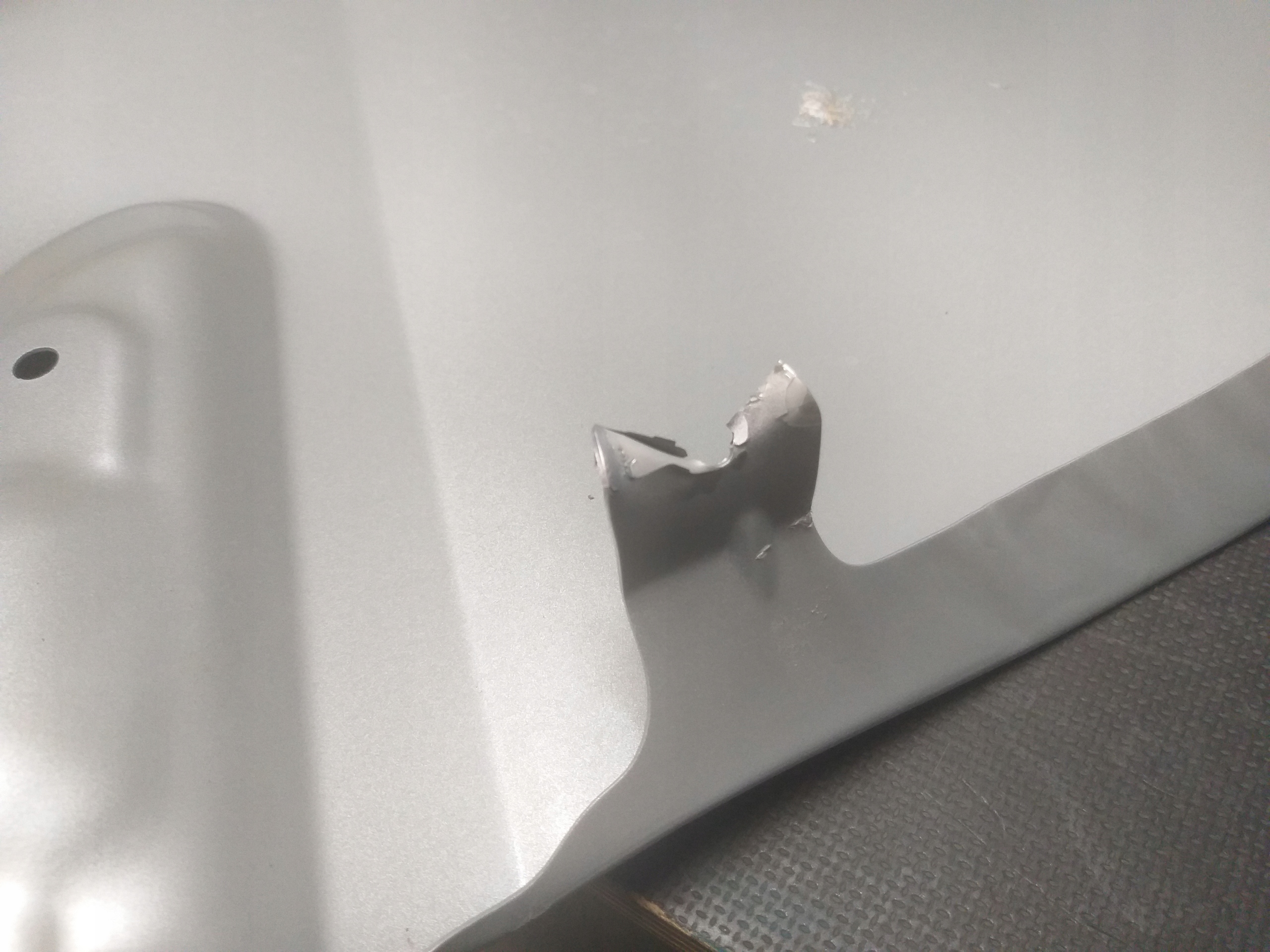 fender front left MERCEDES B KLASA W247