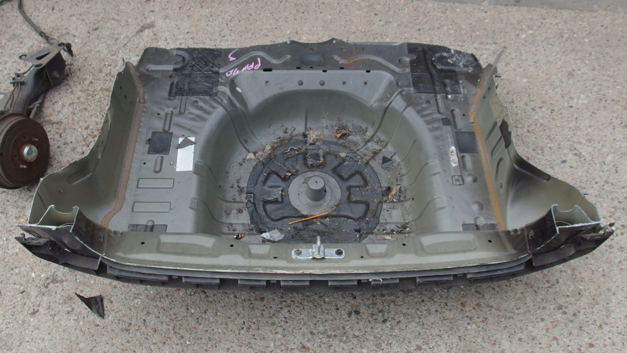 FIAT PANDA III ВАННА ЗАДНІЙ РЕМІНЬ 601