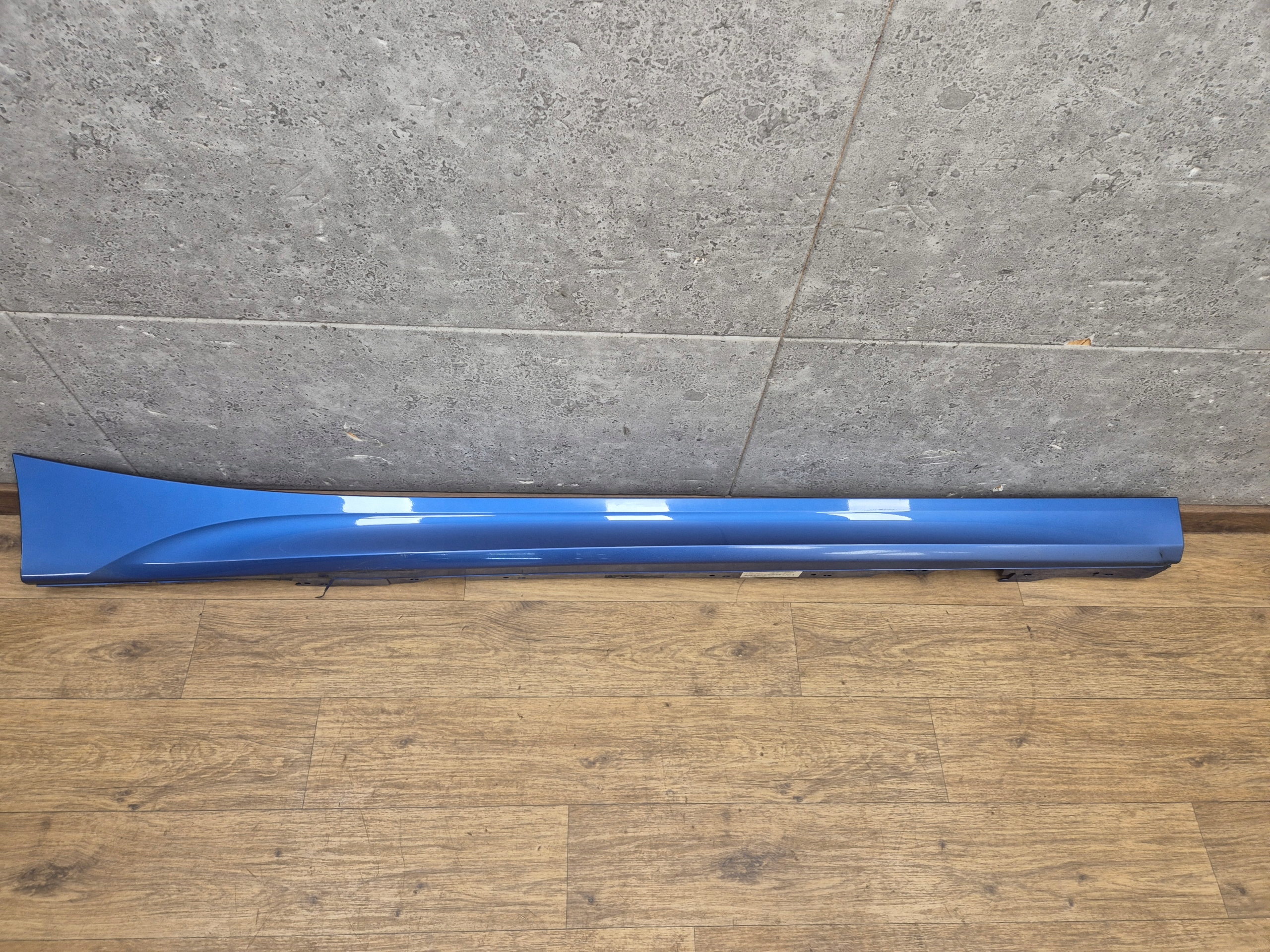 BMW 1 F20 right threshold moulding cap threshold m-packet B45 ESTORIL 8051036