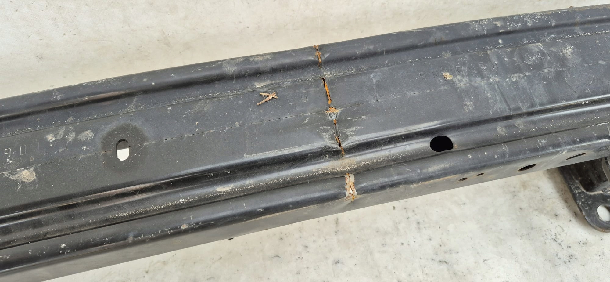 FORD FIESTA MK7 LIFT 12- sider front front below bumper