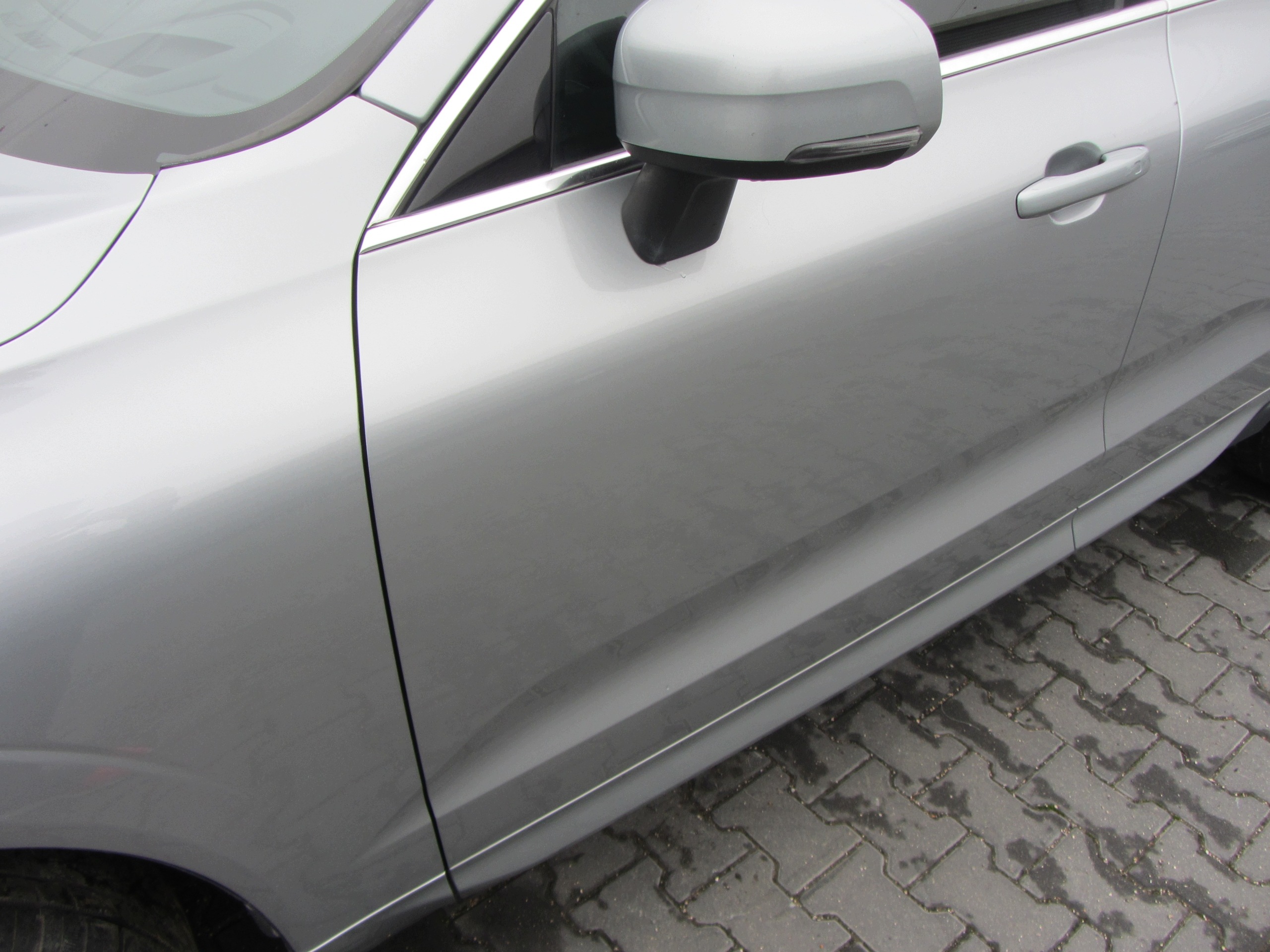 VOLVO XC60 II driver´s left front door XC 60 2 left front 477-46 18R