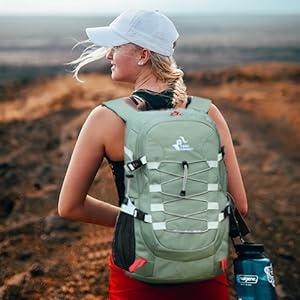 PLECAK TURYSTYCZNY DUŻA POJEMNOŚĆ - LEKKI NA WYCIECZKĘ 40L - BIWAK SURVIVAL Kolor dominujący wielokolorowy