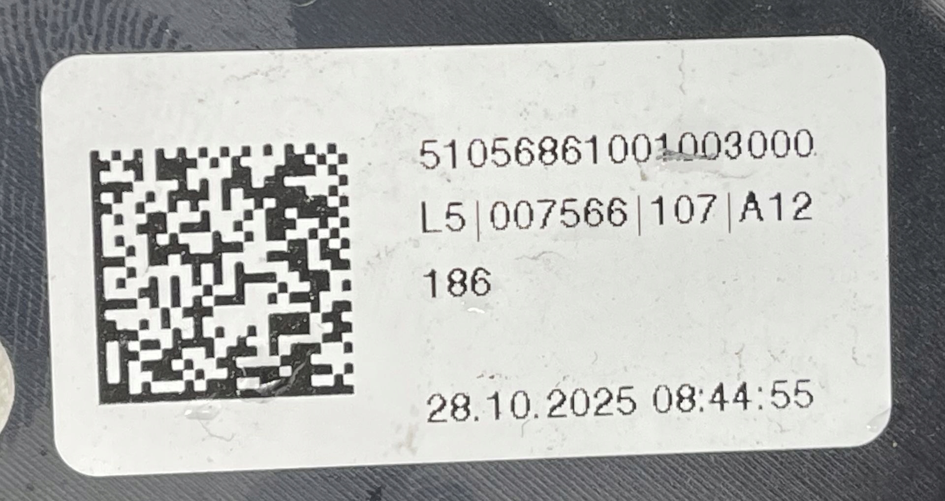 L36 AUDI E-TRON 4KE lišta blatníku pravý předek 4KE853718F