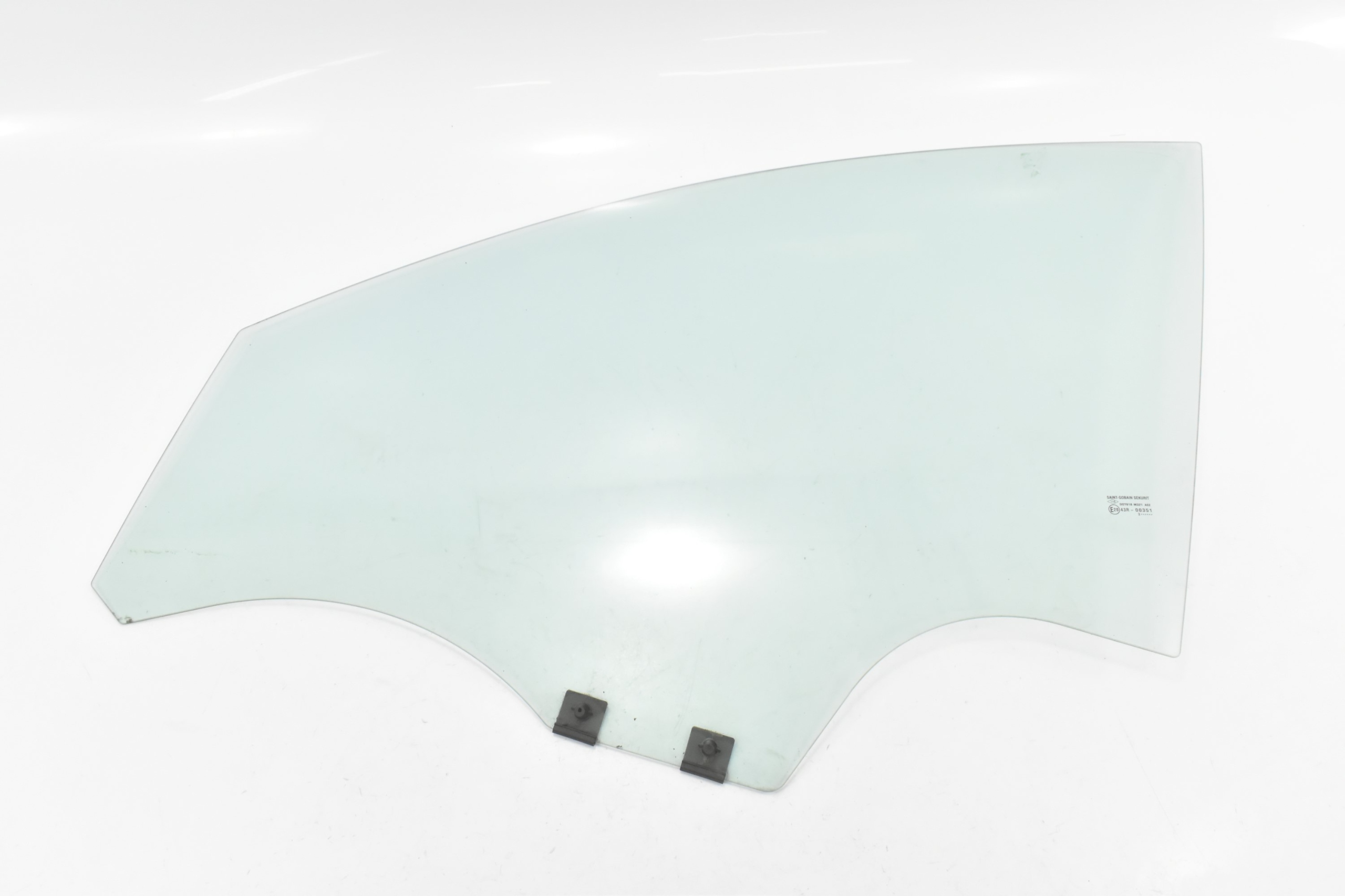 SZYBA DRZWI LEWY PRZÓD BOCZNA 803012246R DACIA LOGAN II SANDERO II