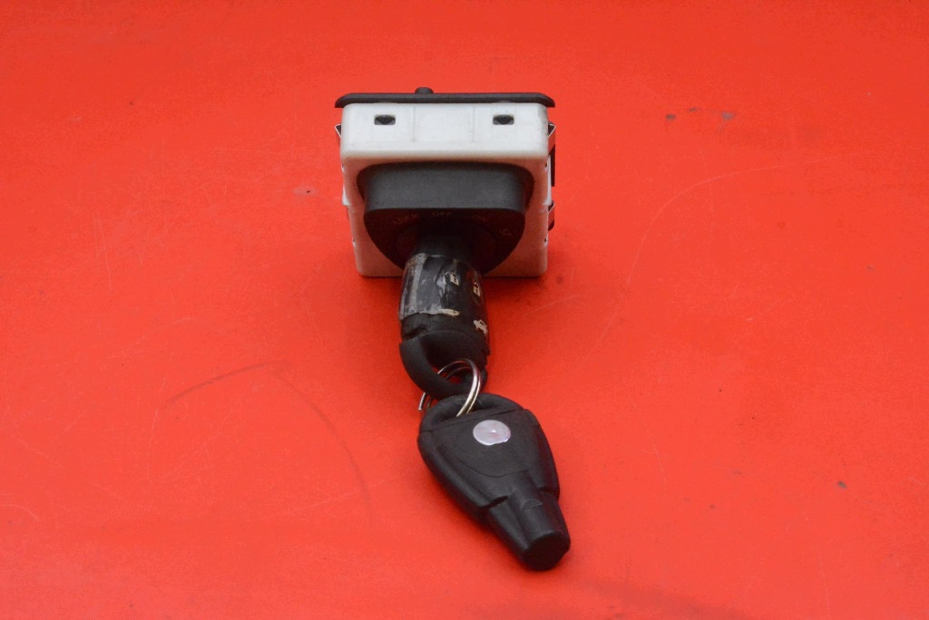ignition key 11173900 SAAB 9-3 2 II 1.9 TiD 150 KM 02-07
