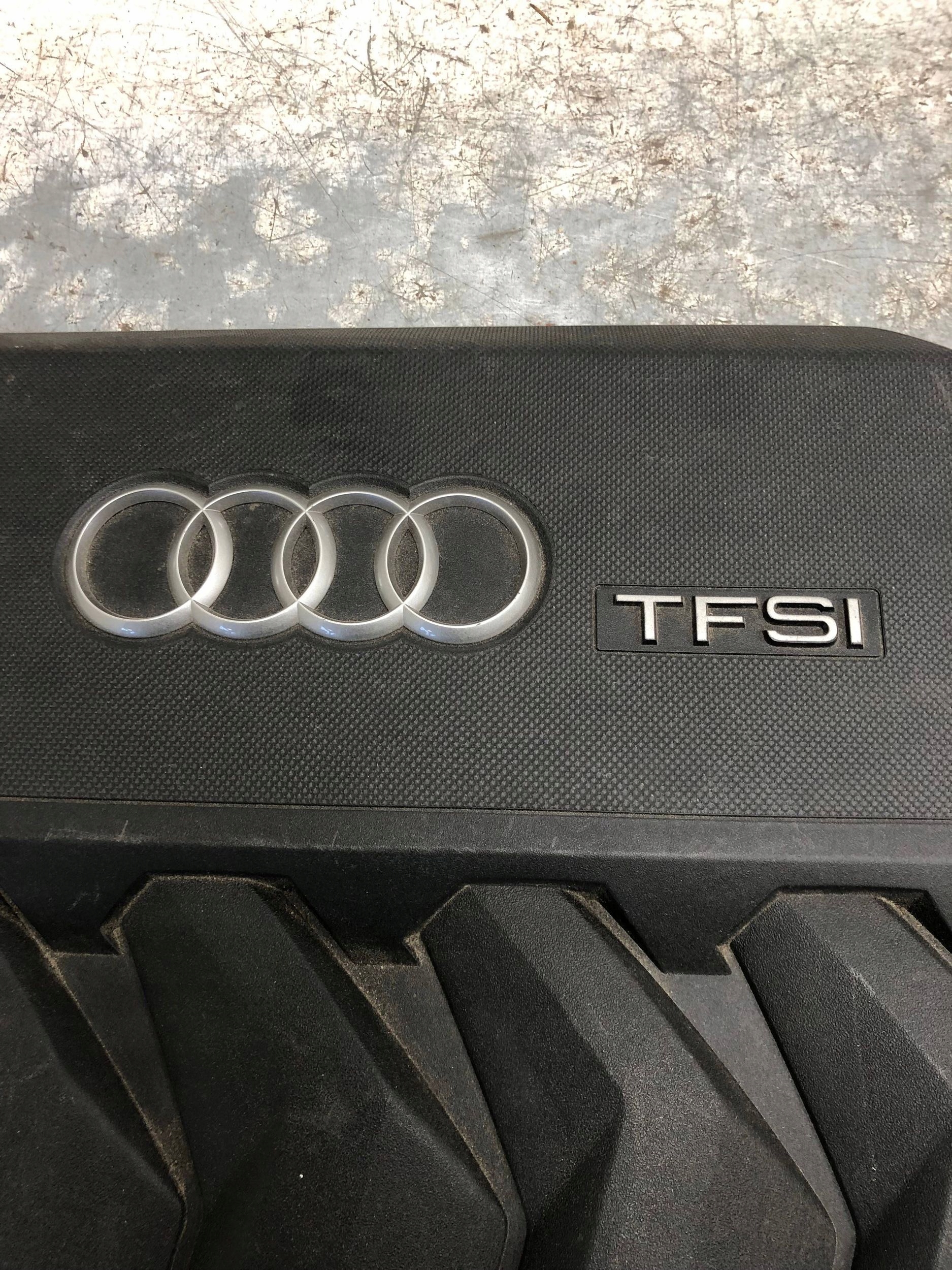 cover motor cover AUDI A3 8V 06K103925BD