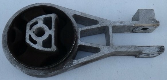 OPEL CORSA D 07 R 1.2 1.4 PODUSZKA ŁAPA SKRZYNI