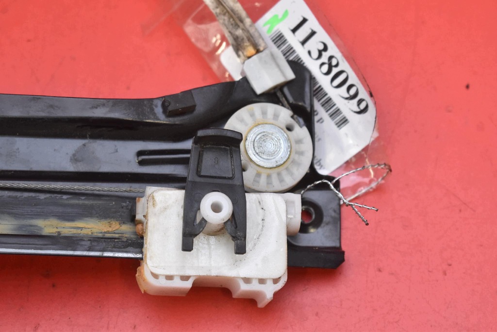 window regulator right front EU 9804388180 CITROEN DS5 5D HB 12-15