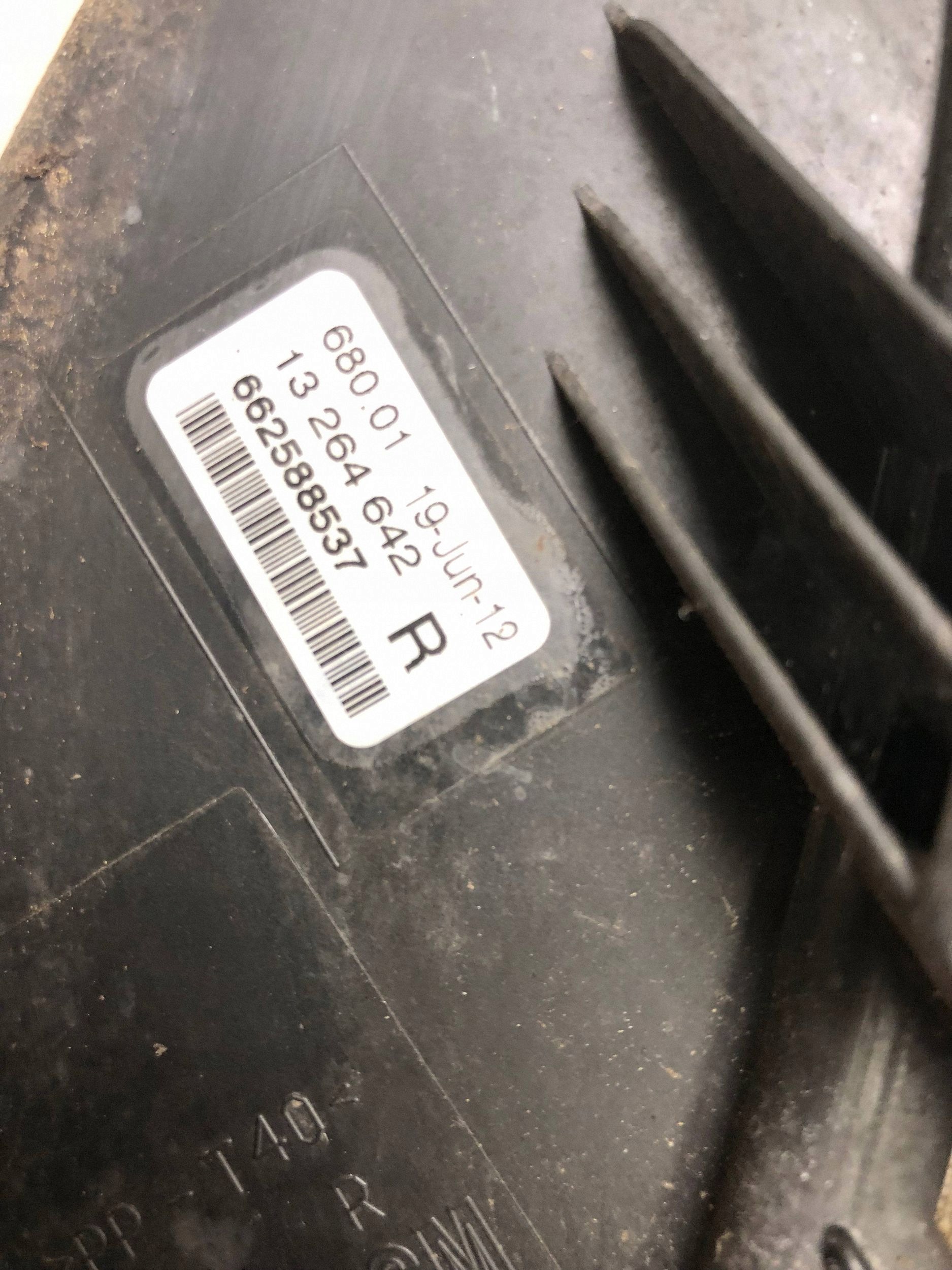 fog light right front OPEL ASTRA J KOMBI 13264642