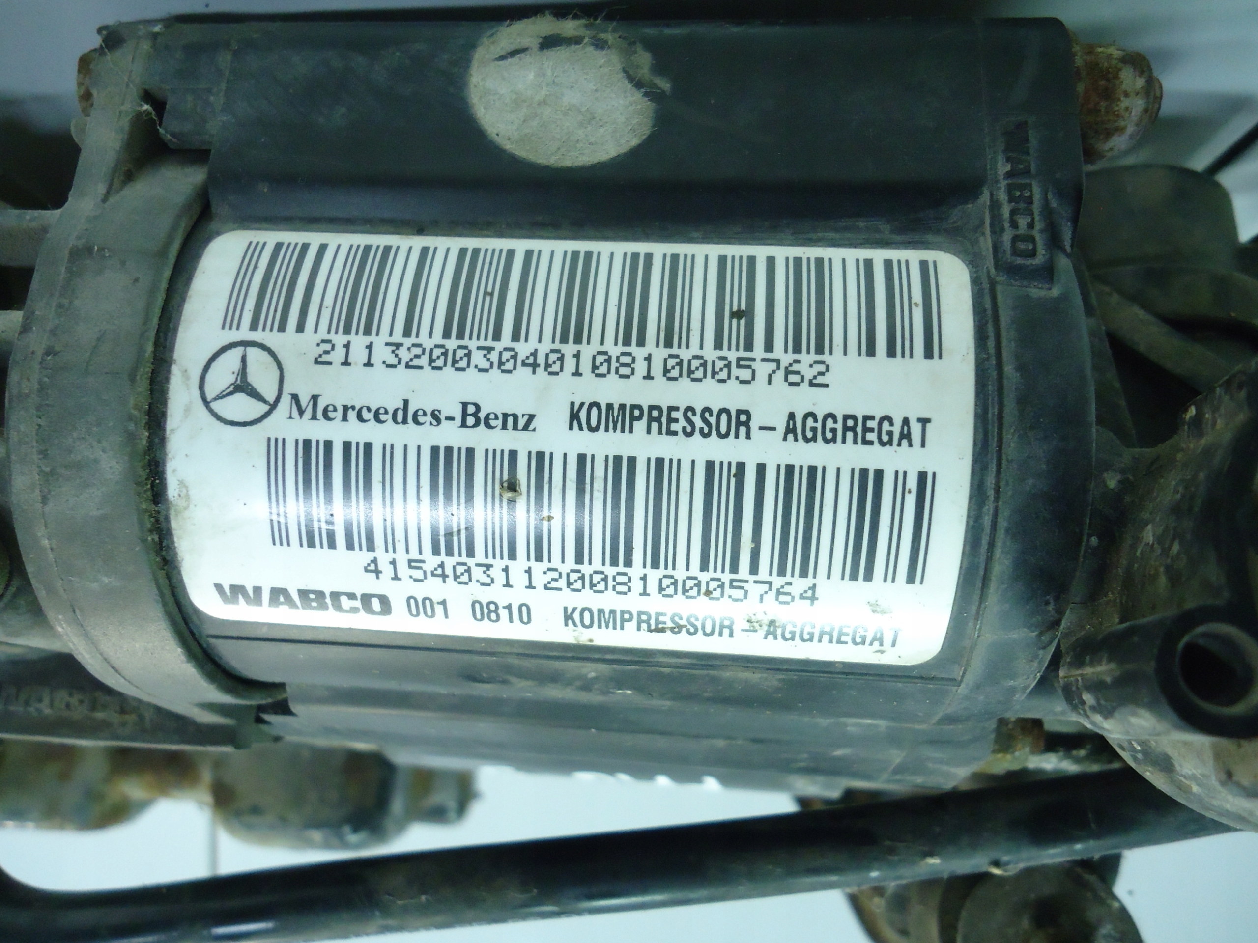 MERCEDES S W220 compressor; springing 2113200304