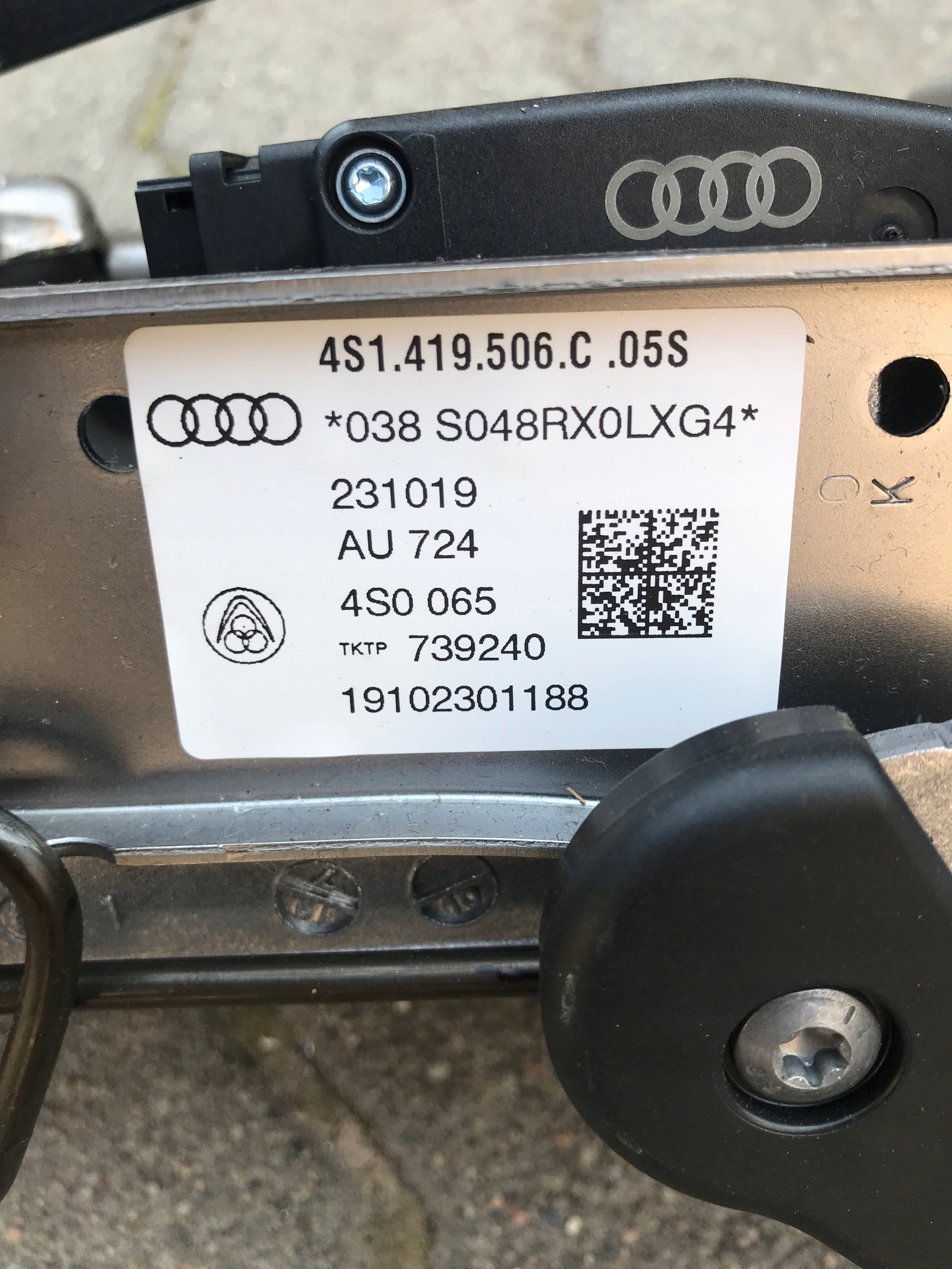 Audi R8 II колонка рулевая 4S1419506C