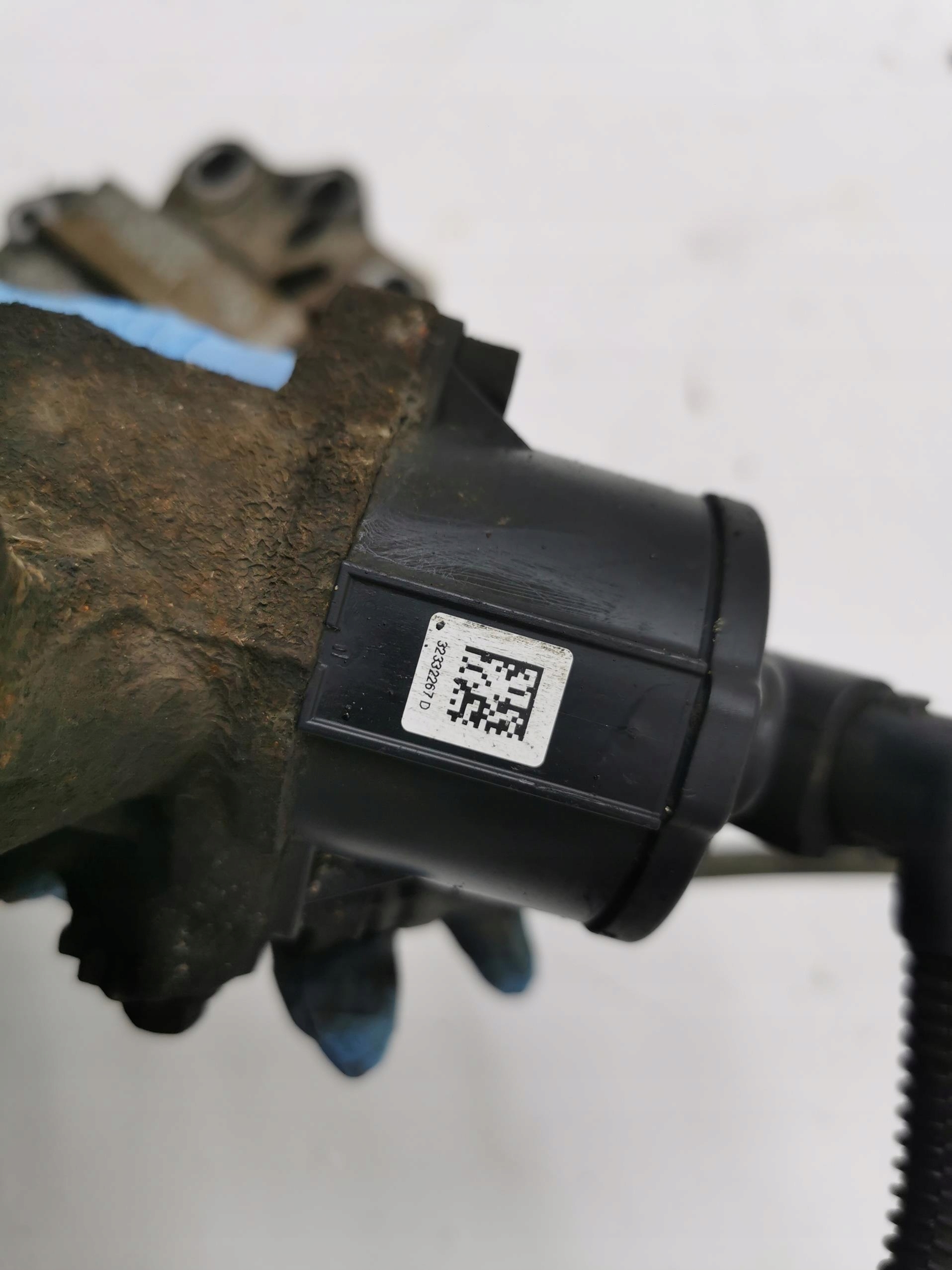 caliper brake left rear part VW TIGUAN and 32332267D