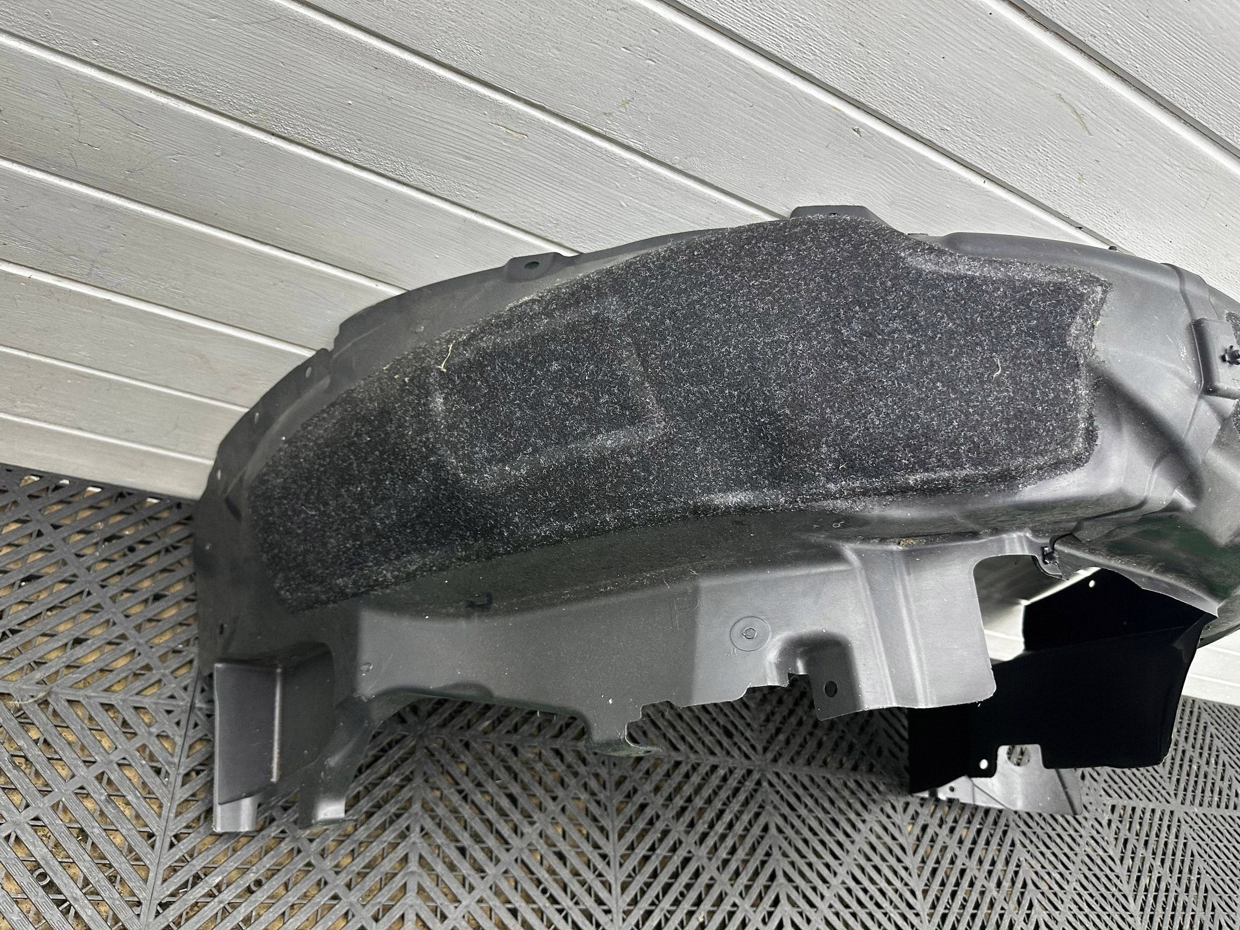 mudguard rear. BMW i3 7394078