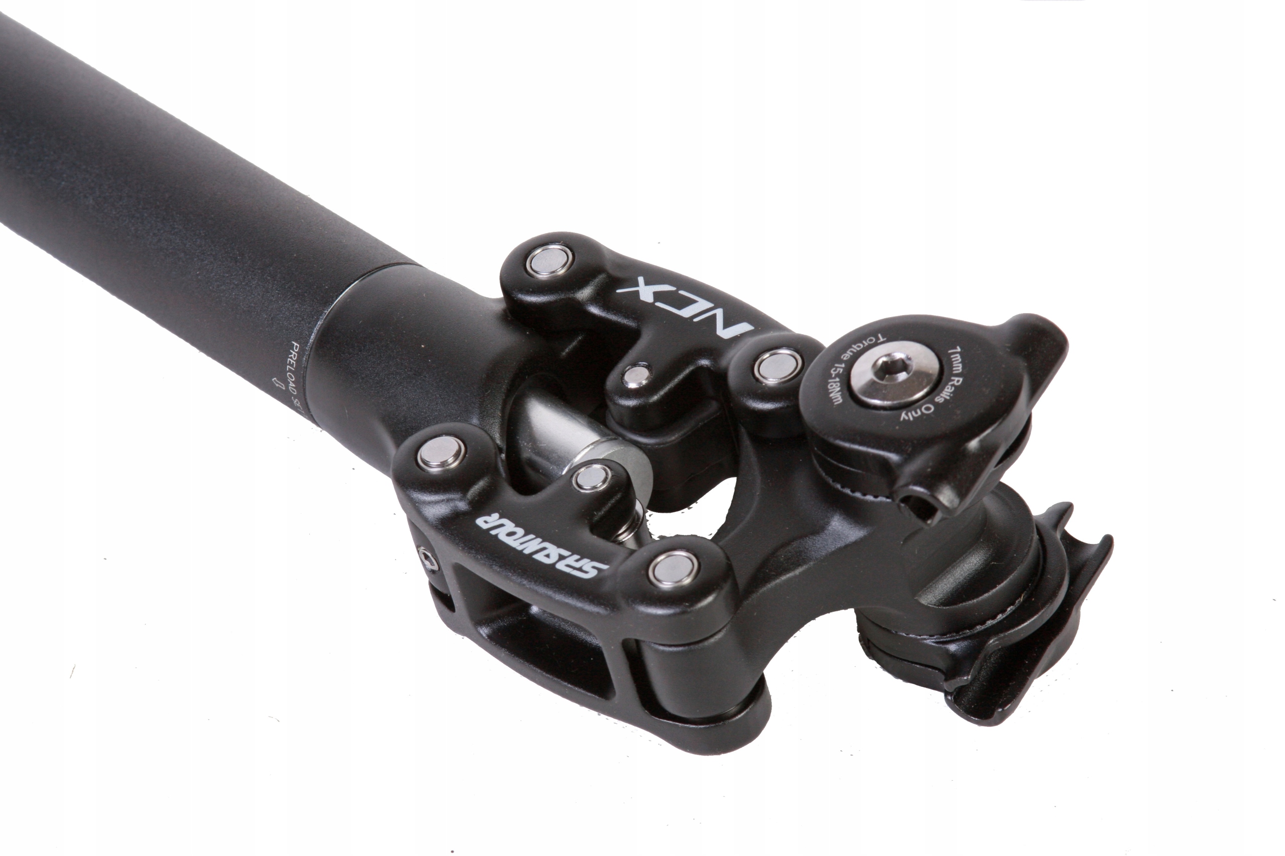 

Wspornik amortyzowany Suntour Ncx 30,9x400 czarny
