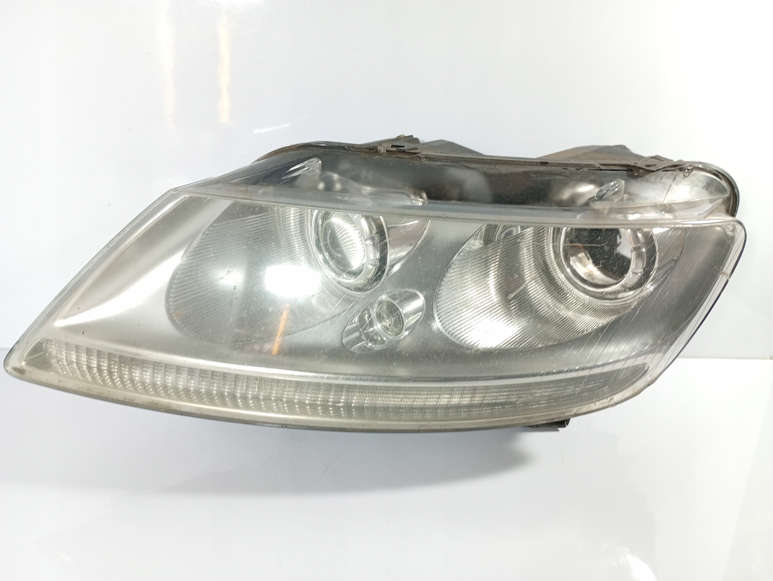 VW Phaeton 02-16 REFLEKTOR light left front front OE 3D1941015J