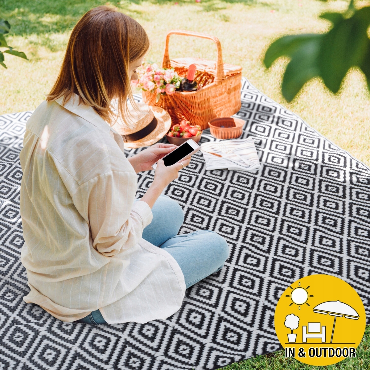 WODOODPORNY DYWAN TARASOWY ZEWNĘTRZNY 160x220cm MATA NA TARAS BALKON OGRÓD Marka e-floor