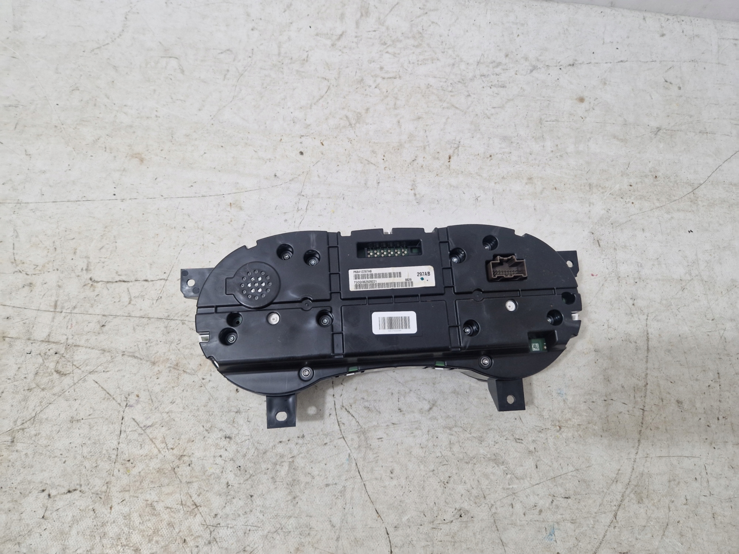 DODGE CHARGER 2019- 3.6 dials dials 68412297AB