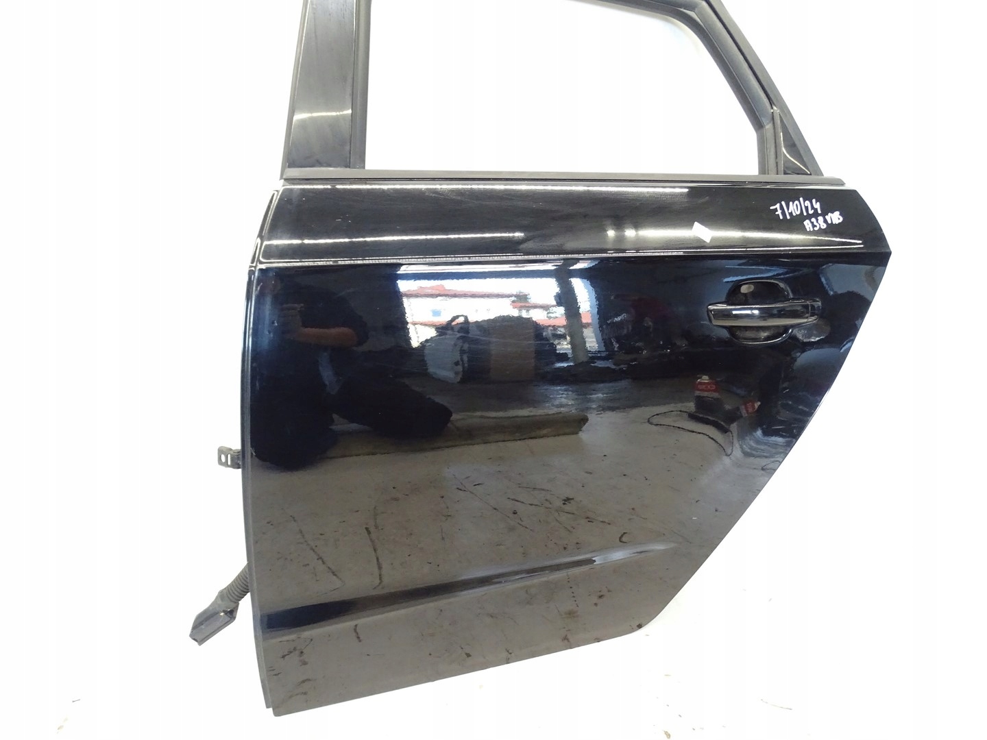 door left rear part left rear. AUDI A3 8V 5D HB LY9B