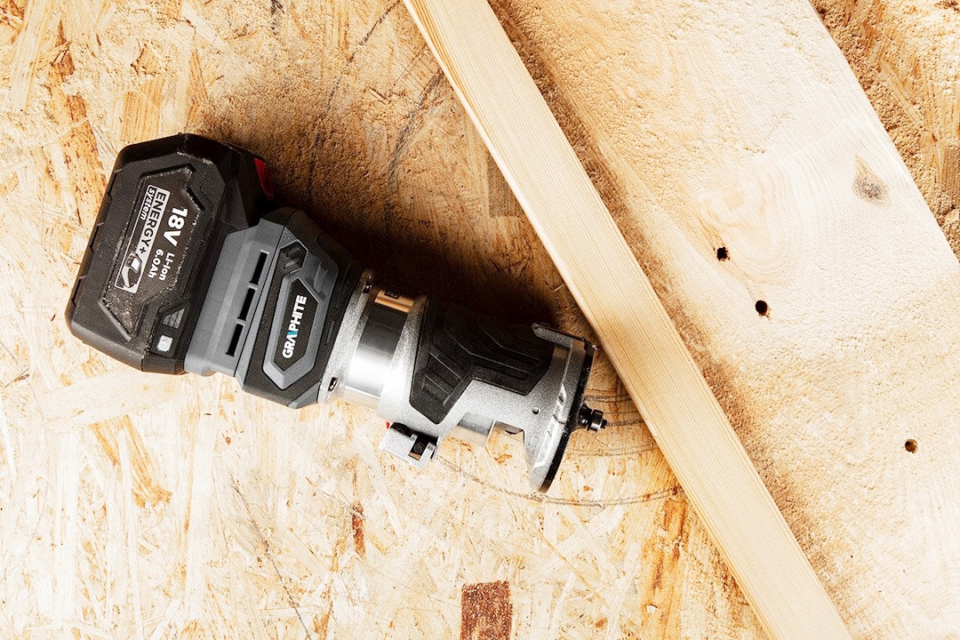 FREZARKA GÓRNOWRZECIONOWA AKUMULATOROWA BEZPRZEWODOWA DO DREWNA DRZEWA 6.0 Seria AKU